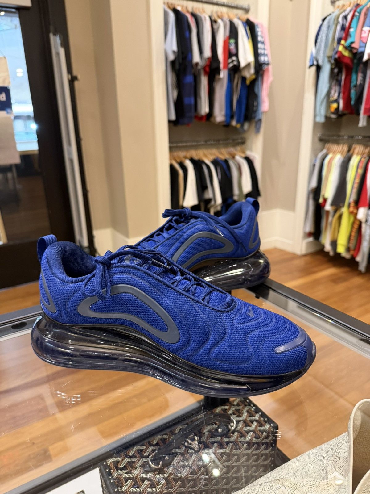 Nike Nike Air Max 720 - Midnight Navy Size US 9.5 / EU 42-43 - 4 Thumbnail