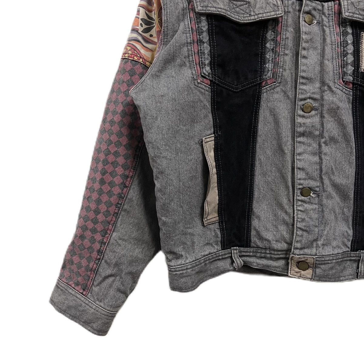 Vintage Vintage Major Damage Denim Jacket Patchwork Size US XL / EU 56 / 4 - 5 Thumbnail