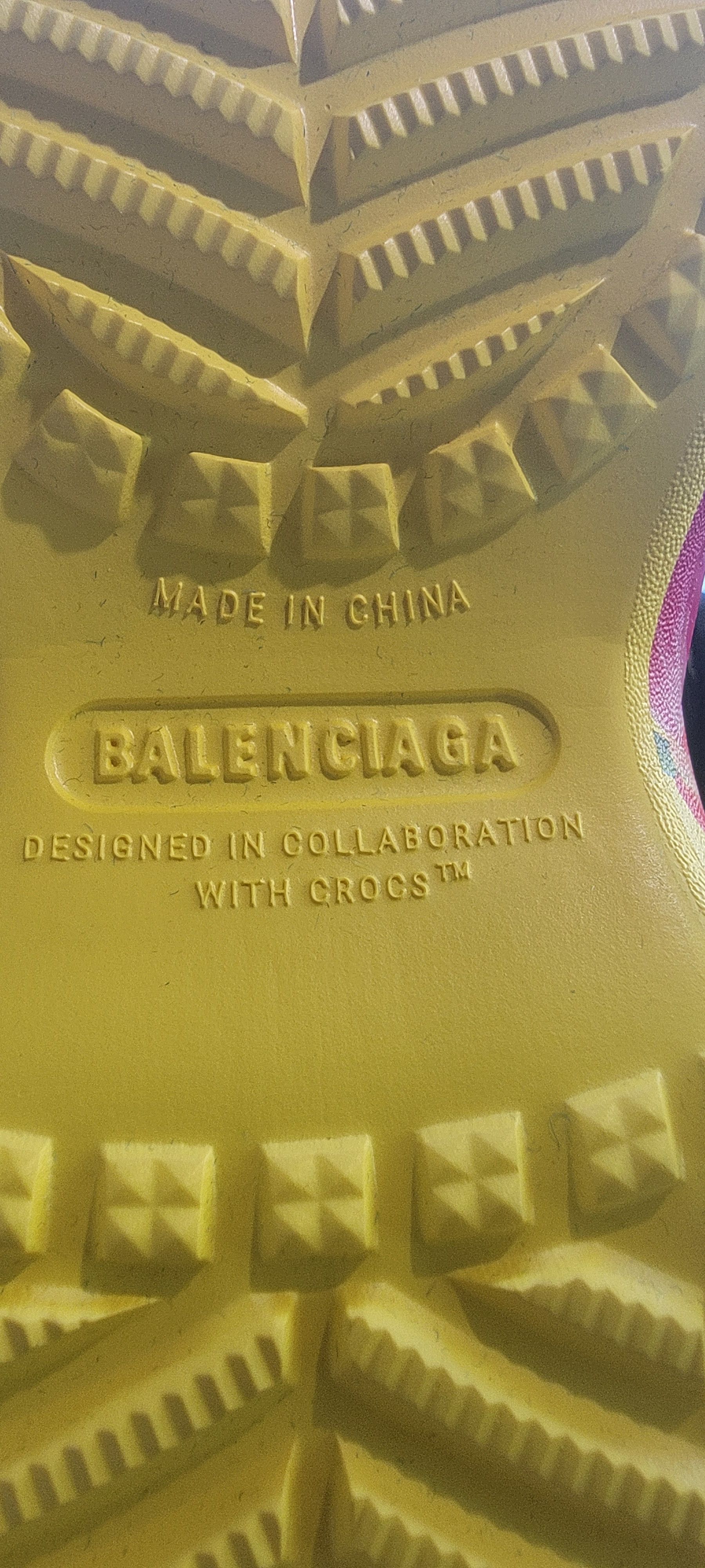 Balenciaga × Crocs Balenciaga Pool Crocs Slide Sandal Tulip Size 8 US floral Size US 8 / IT 38 - 8 Thumbnail