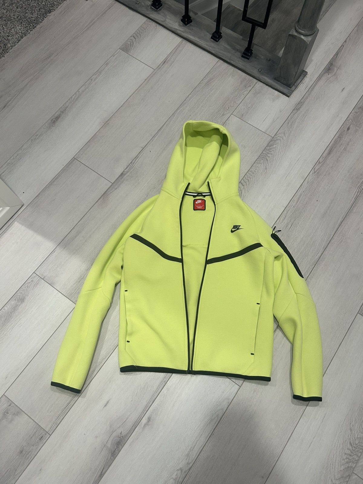 Nike Nike Tech Fleece Size US S / EU 44-46 / 1 - 1 Thumbnail