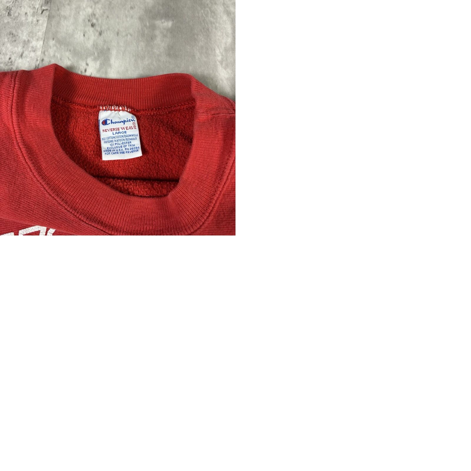 Champion VINTAGE Champion Reverse Weave Sweatshirt Red Pullover L Men 90s USA Size US L / EU 52-54 / 3 - 9 Thumbnail
