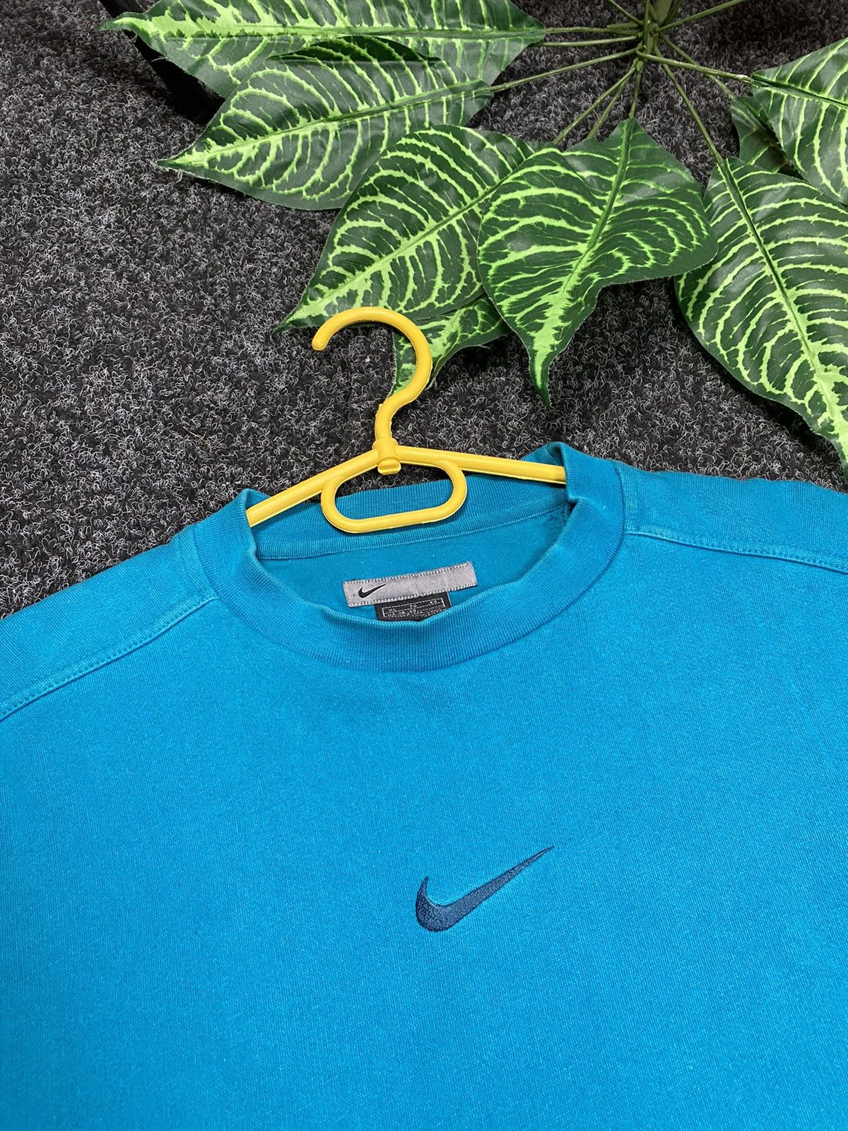 Nike SWEATSHIRT NIKE CENTER LOGO VERY OLD VINTAGE SIZE M Size US M / EU 48-50 / 2 - 20 Thumbnail