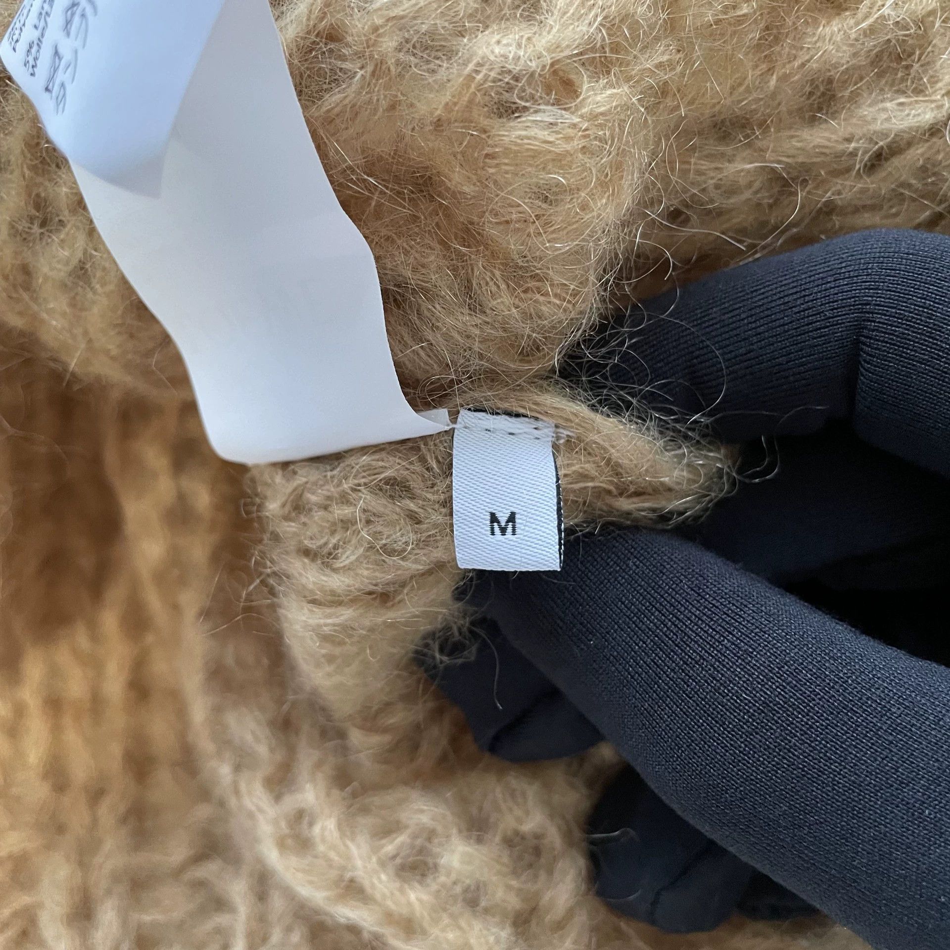Loewe LOEWE Women's Oversized Camel Cable Sleeve Sweater M Size M / US 6-8 / IT 42-44 - 7 Thumbnail