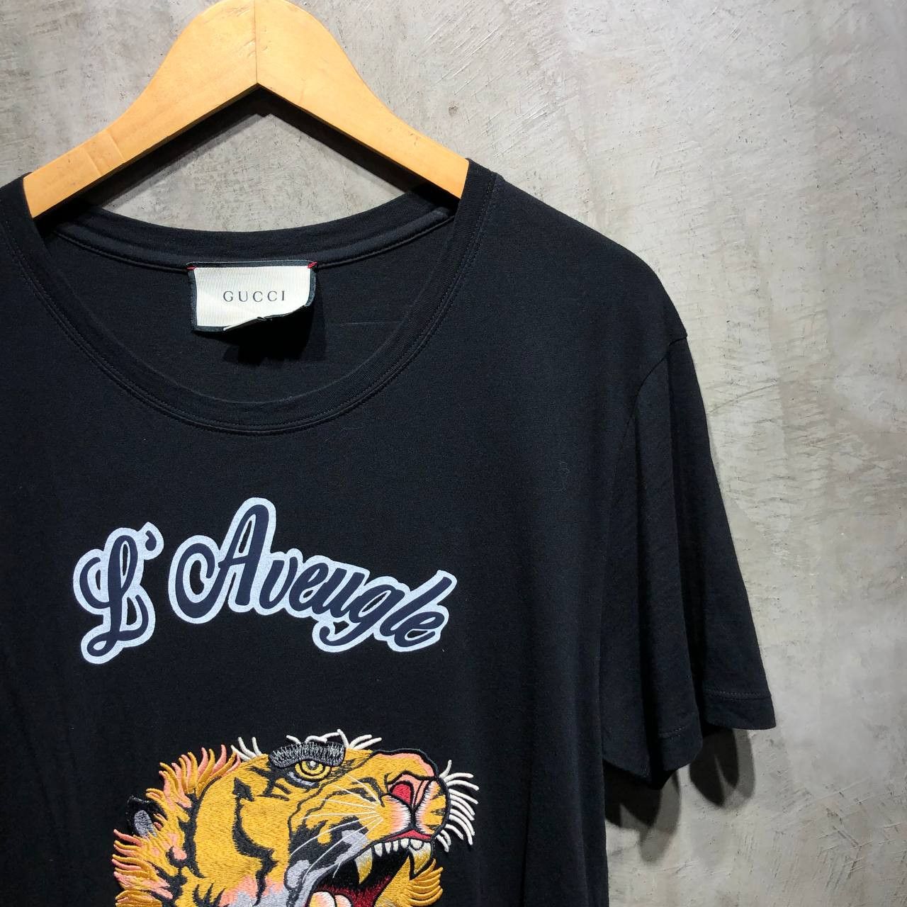 Gucci Gucci L’Aveugle Par Amour tiger embroidered tee Size US S / EU 44-46 / 1 - 3 Thumbnail