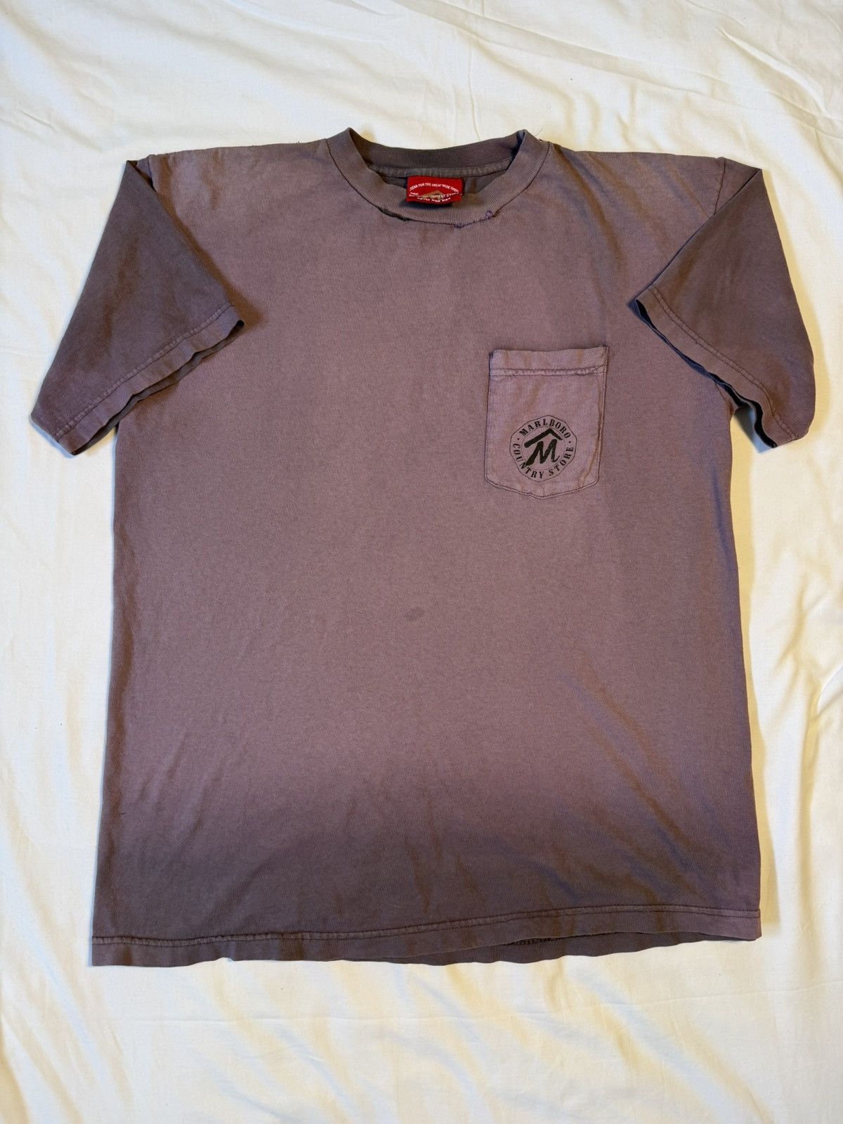 Marlboro Vintage 90s Marlboro Faded Red Cowboy Pocket Tee Shirt Size US XL / EU 56 / 4 - 2 Thumbnail