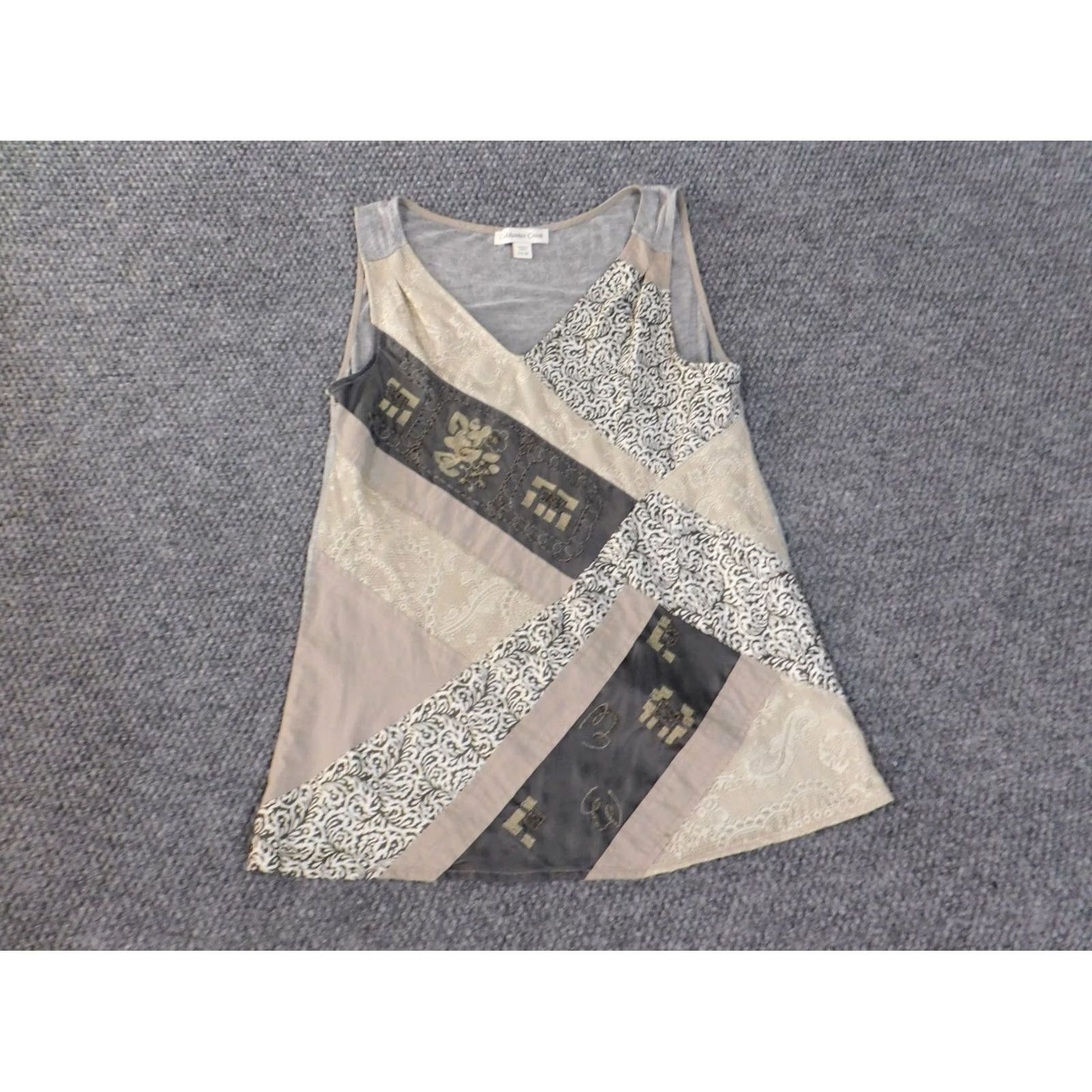 Coldwater Creek Coldwater Creek Blouse Sleeveless Beige V-Neck Beads Womens S Casual Round Neck Pullover Nylon Polyester Woven Classic/Basic Vintage No Size S / US 4 / IT 40 - 3 Thumbnail