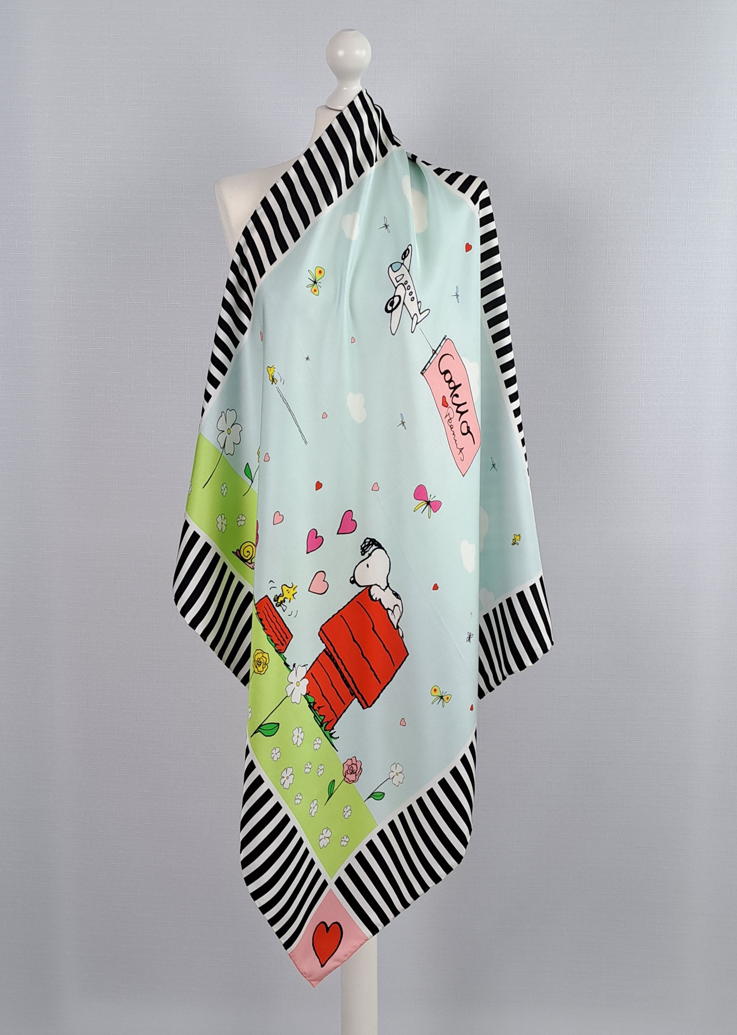Designer CODELLO Loves Peanuts - Snoopy - funy silk scarf. Size ONE SIZE - 6 Thumbnail