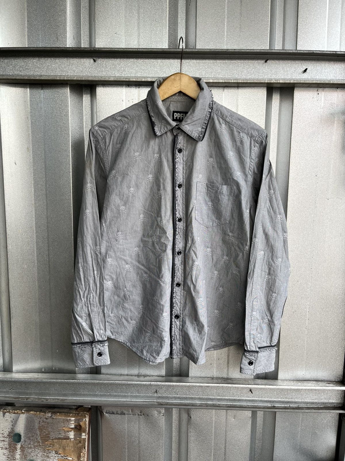 PPFM Vintage rare ppfm skull button shirt /cdg/vivsim/undercover Size US M / EU 48-50 / 2 - 6 Thumbnail