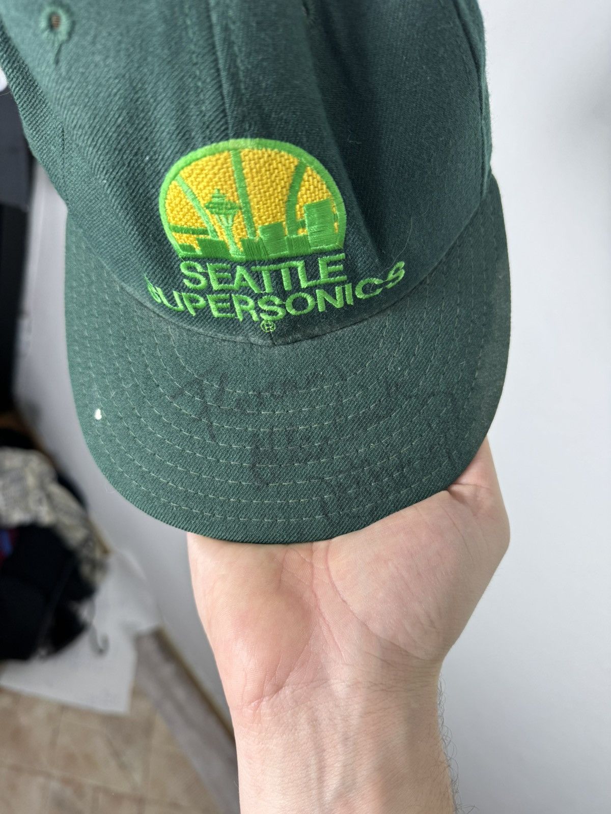 NBA × Vintage Vintage Seattle Supersonics Wool Signatured SnapBack Cap NBA Size ONE SIZE - 4 Thumbnail