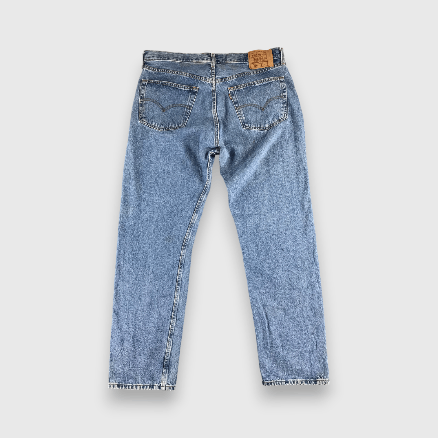 Levi's Vintage Levis 501 Jeans Faded Blue Denim -J351 Size US 37 - 2 Thumbnail