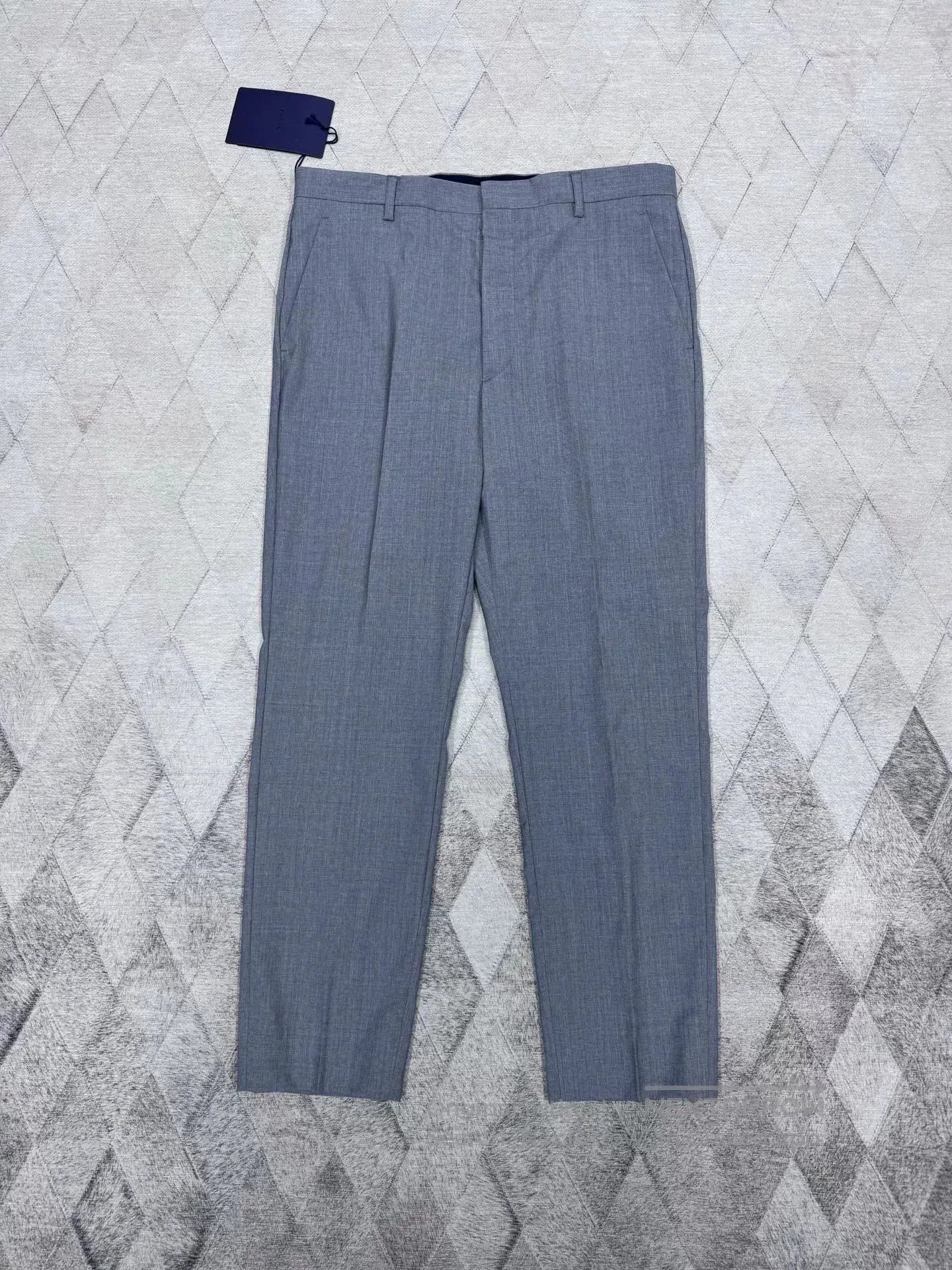 Prada Prada Gray Wool Casual Trousers. Size US 32 / EU 48 - 1 Thumbnail