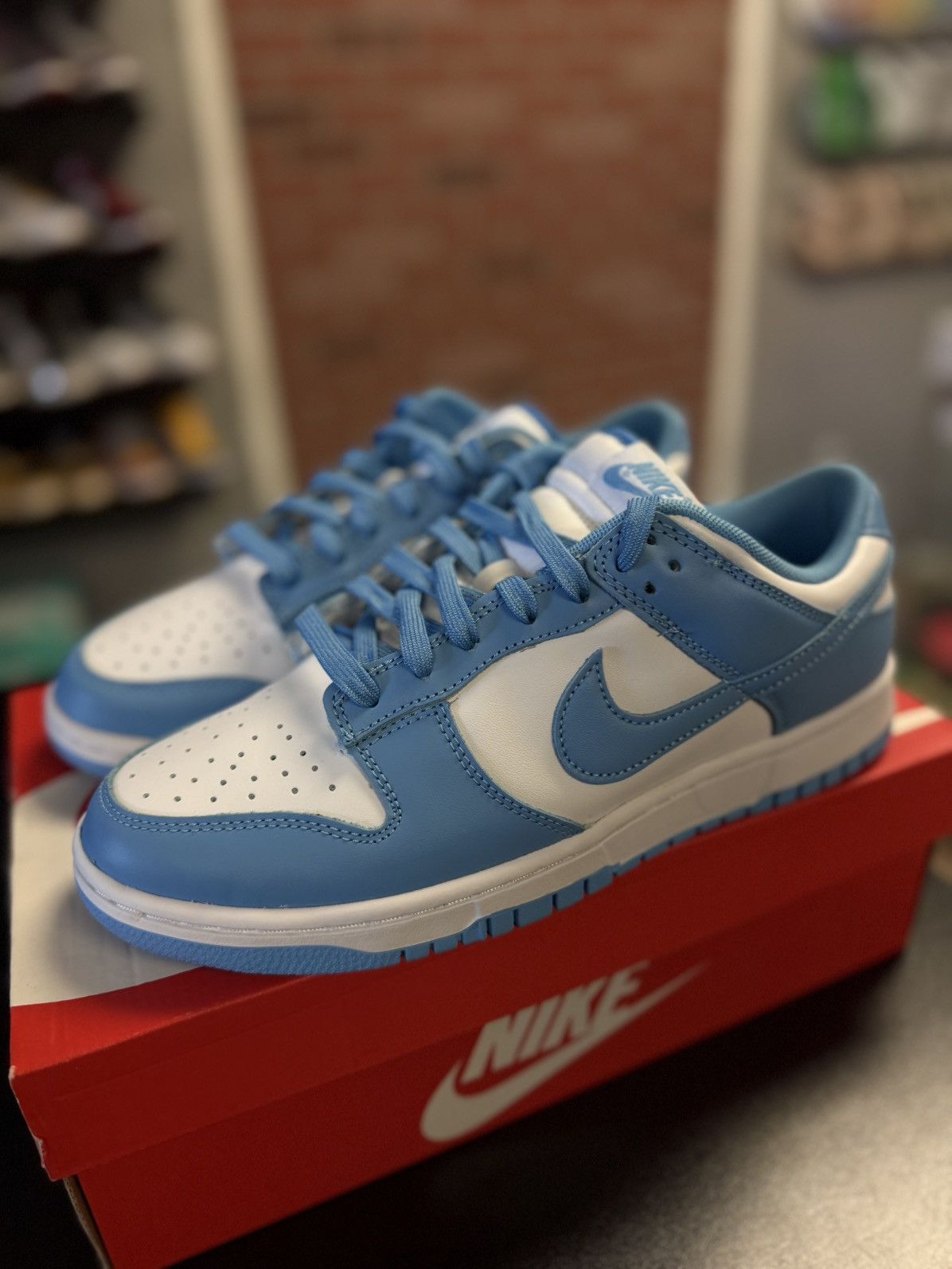 Nike Nike Dunk Low 2021 UNC OG Size 9 Tried On W Box Size US 9 / EU 42 - 7 Thumbnail