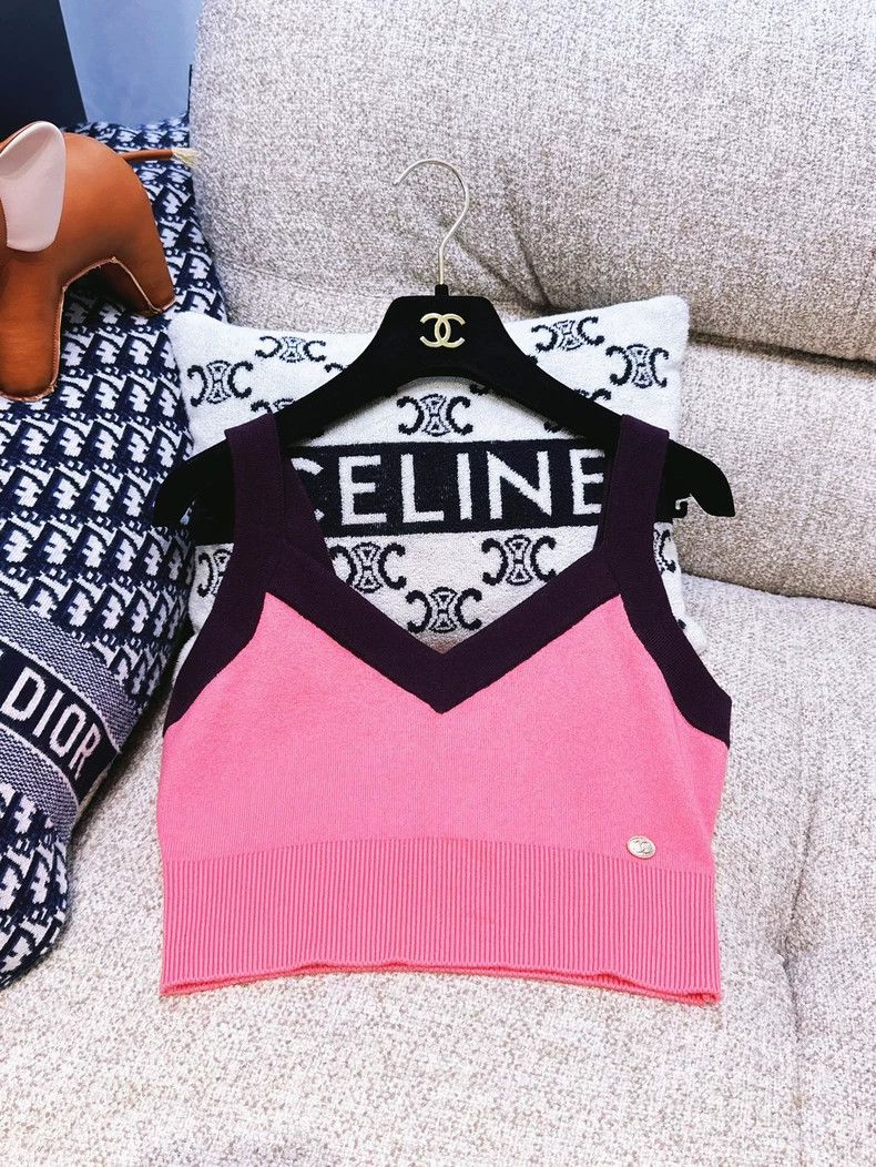 Chanel Chanel 20A Kangpeng Street Pink Patch Brown Edge Long Slee Size XS / US 0-2 / IT 36-38 - 1 Thumbnail