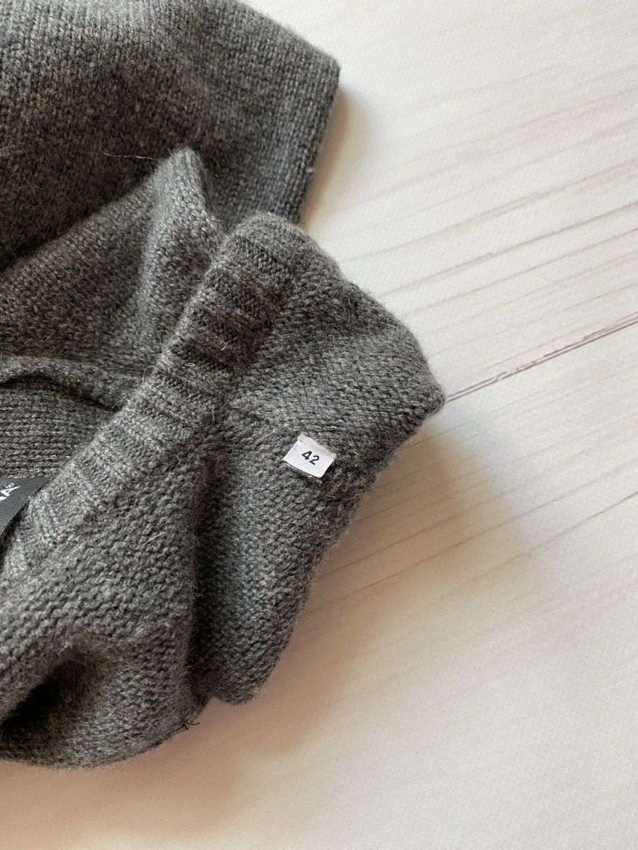 Dolce & Gabbana Dolce & Gabbana V-neck cashmere designer y2k sweater Size US XS / EU 42 / 0 - 6 Thumbnail