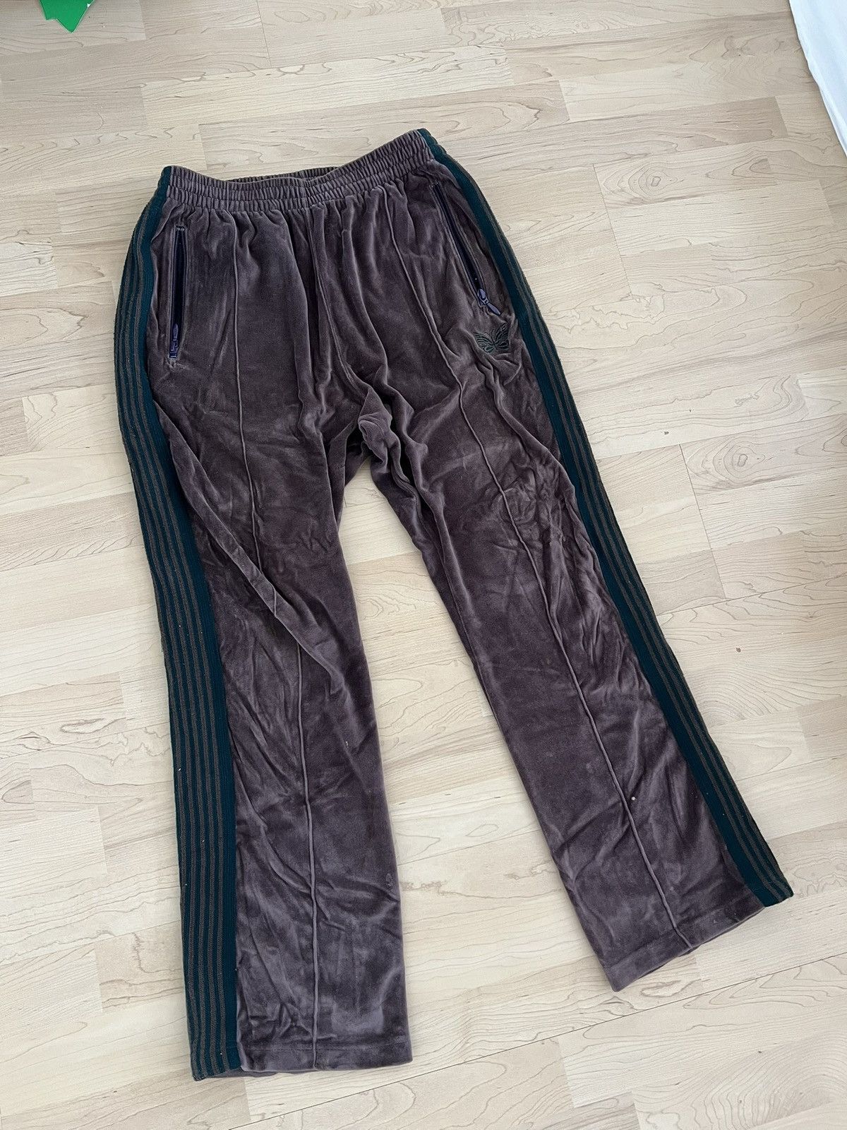 Needles Needles velour track pants size m Size US 32 / EU 48 - 1 Thumbnail