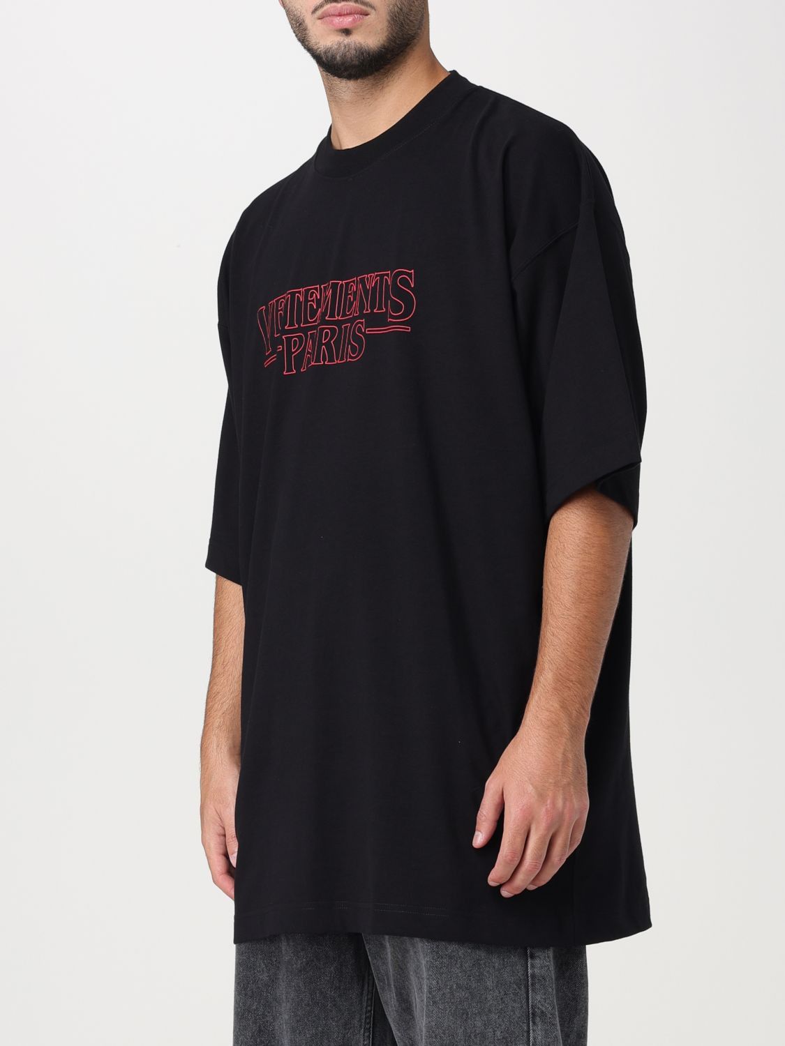 Vetements o1y0924 Oversize T- Shirt in Black Size US L / EU 52-54 / 3 - 4 Thumbnail