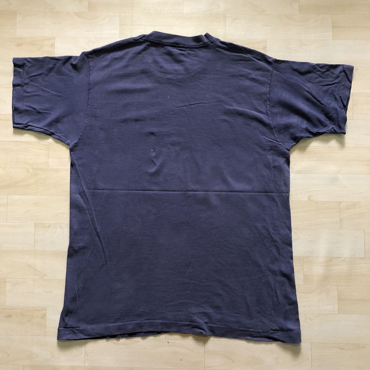 Fruit Of The Loom × MLB × Vintage Vintage 90s Distressed Cleveland Indians MLB TShirt Size US L / EU 52-54 / 3 - 7 Thumbnail