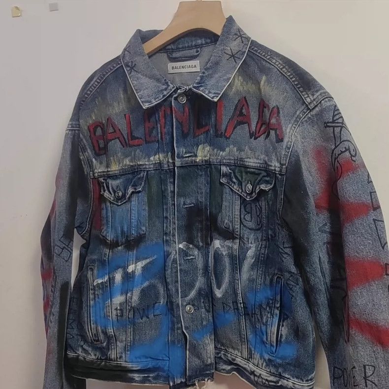 Balenciaga Balenciaga Graffiti Denim Jacket - dmc Size US M / EU 48-50 / 2 - 1 Thumbnail