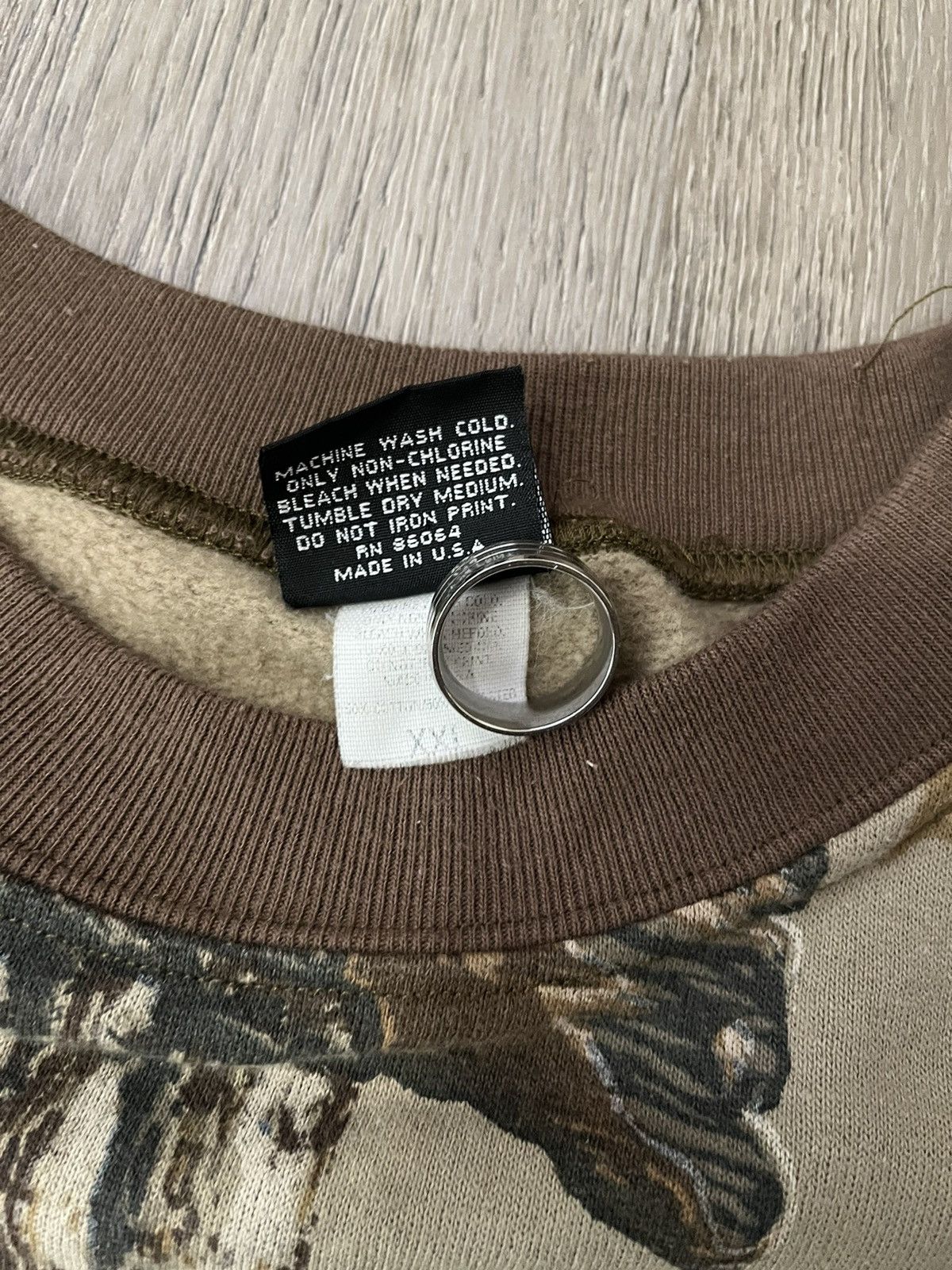 Crazy Vintage 90s Camo Sweatshirt Crewneck