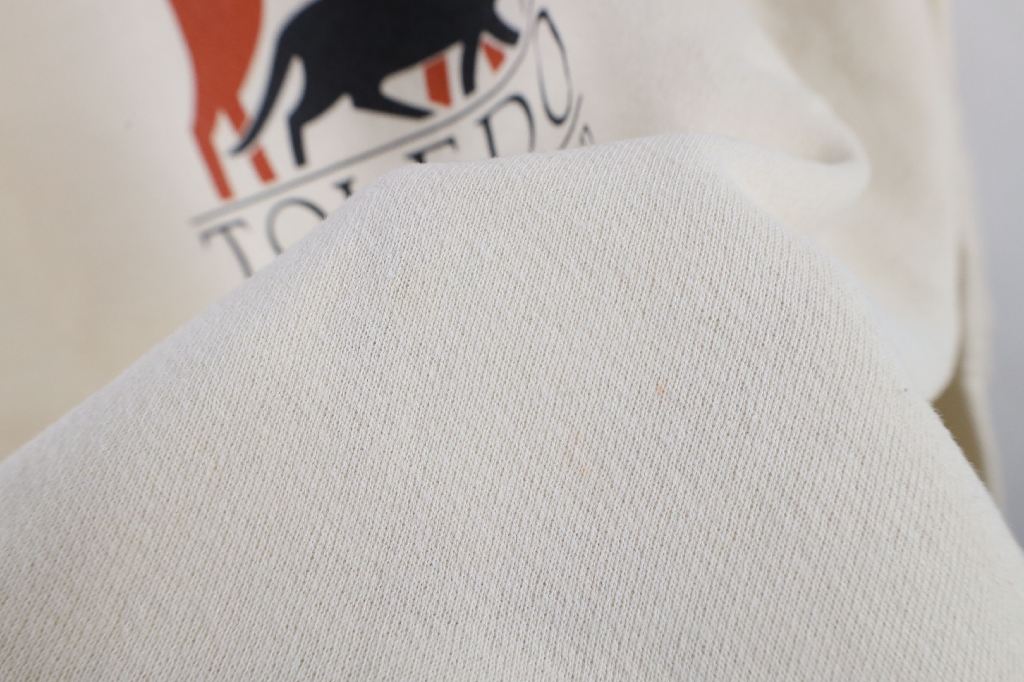 Vintage Vintage 90s Toledo Animal Shelter Crewneck Sweatshirt Cream Size US XL / EU 56 / 4 - 5 Thumbnail