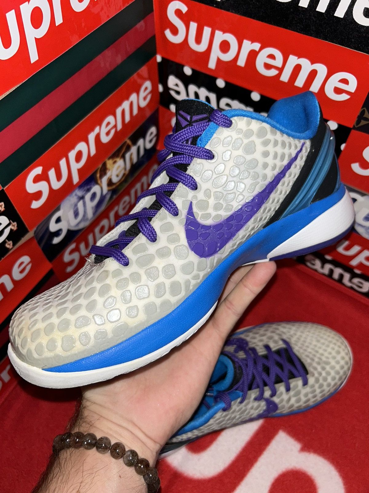 Nike Nike Kobe 6 GS ‘Draft Day’ 429913-102 size 5y Kobe VI Size US 5 / EU 37 - 8 Thumbnail