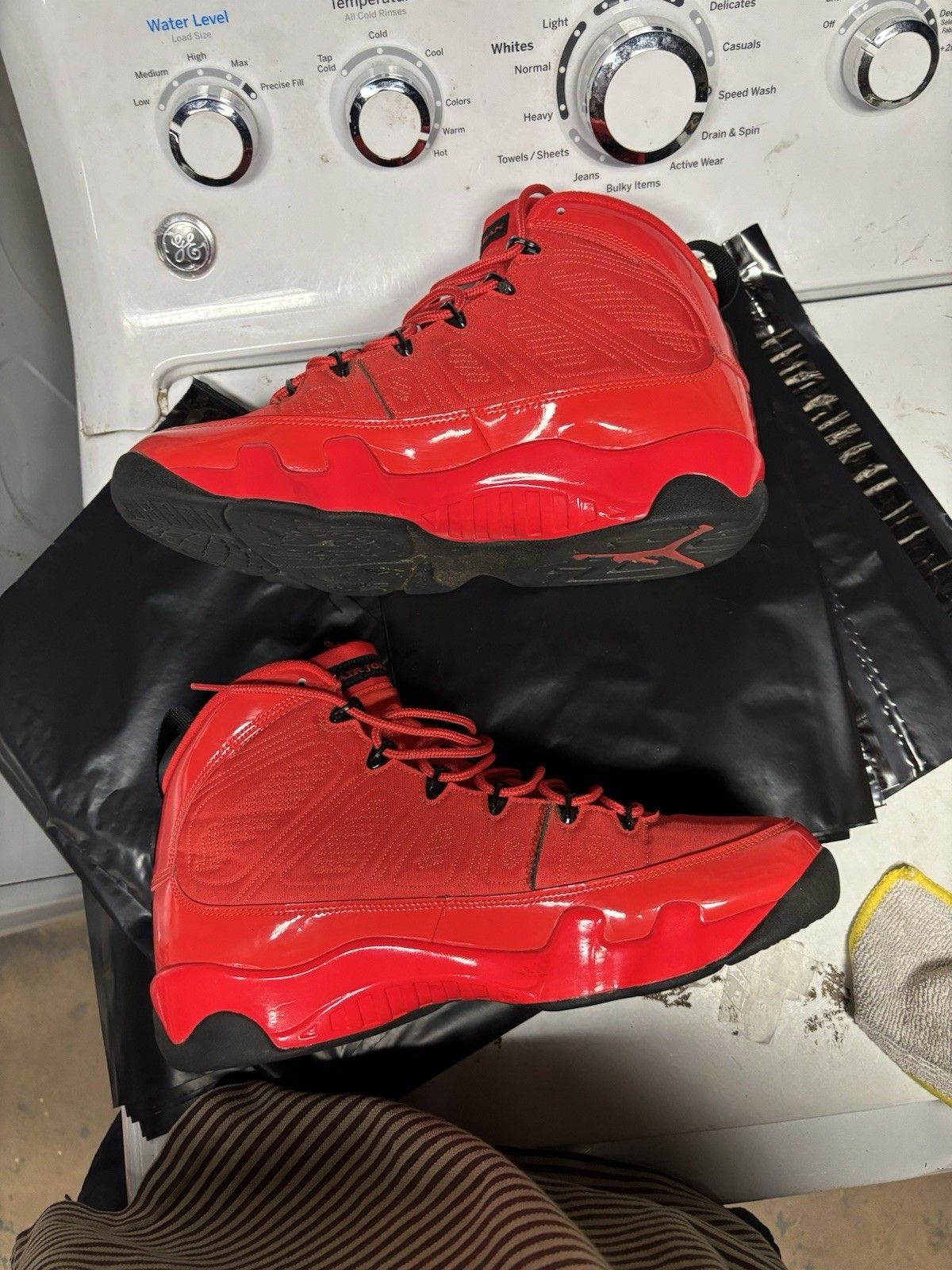 Jordan Brand Air Jordan 9 Chile Red Size US 12 / EU 45 - 2 Thumbnail