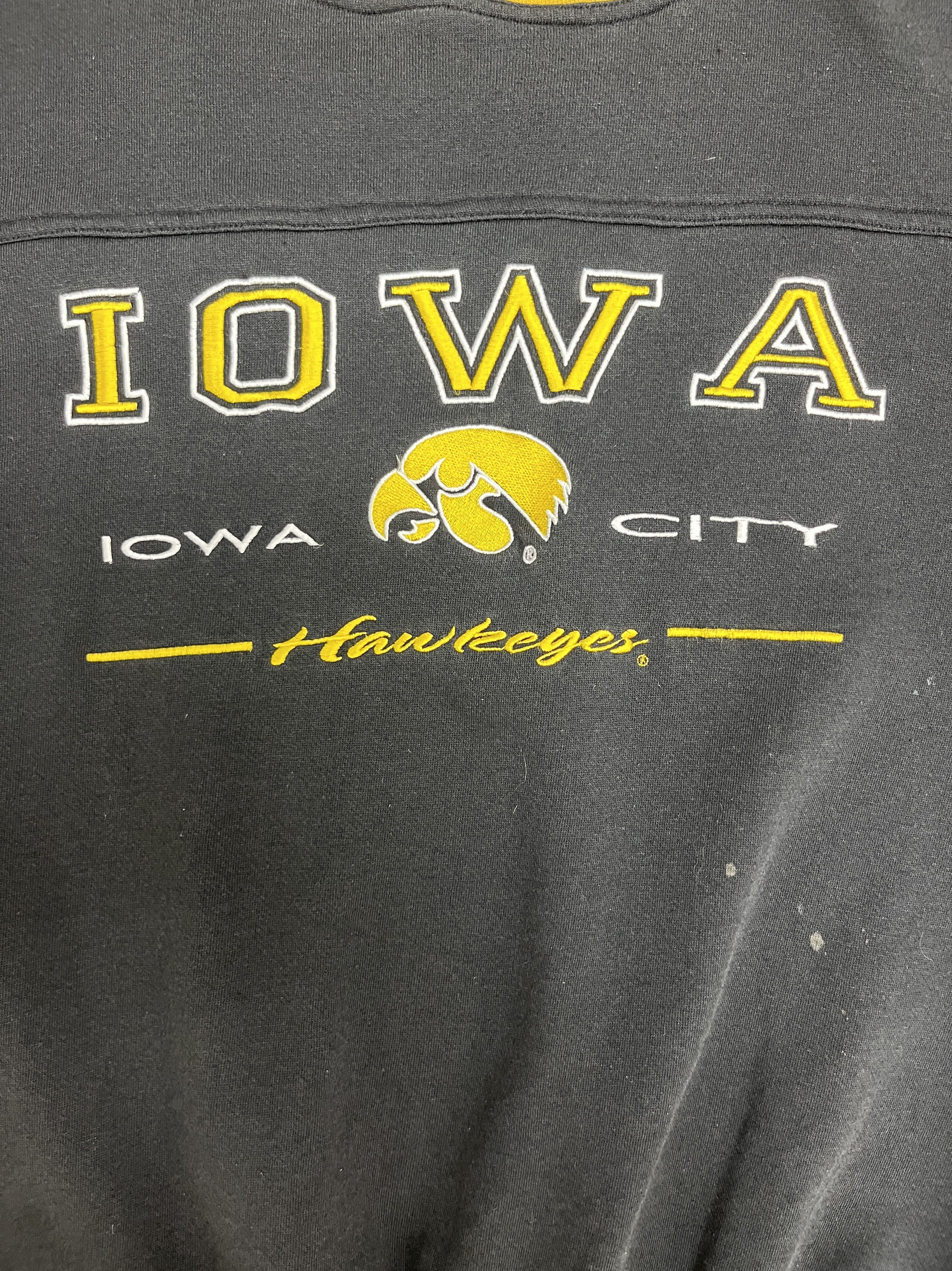 Vintage Iowa Hawkeyes Embroidered Vintage Black Crewneck Sweater Size US L / EU 52-54 / 3 - 2 Thumbnail
