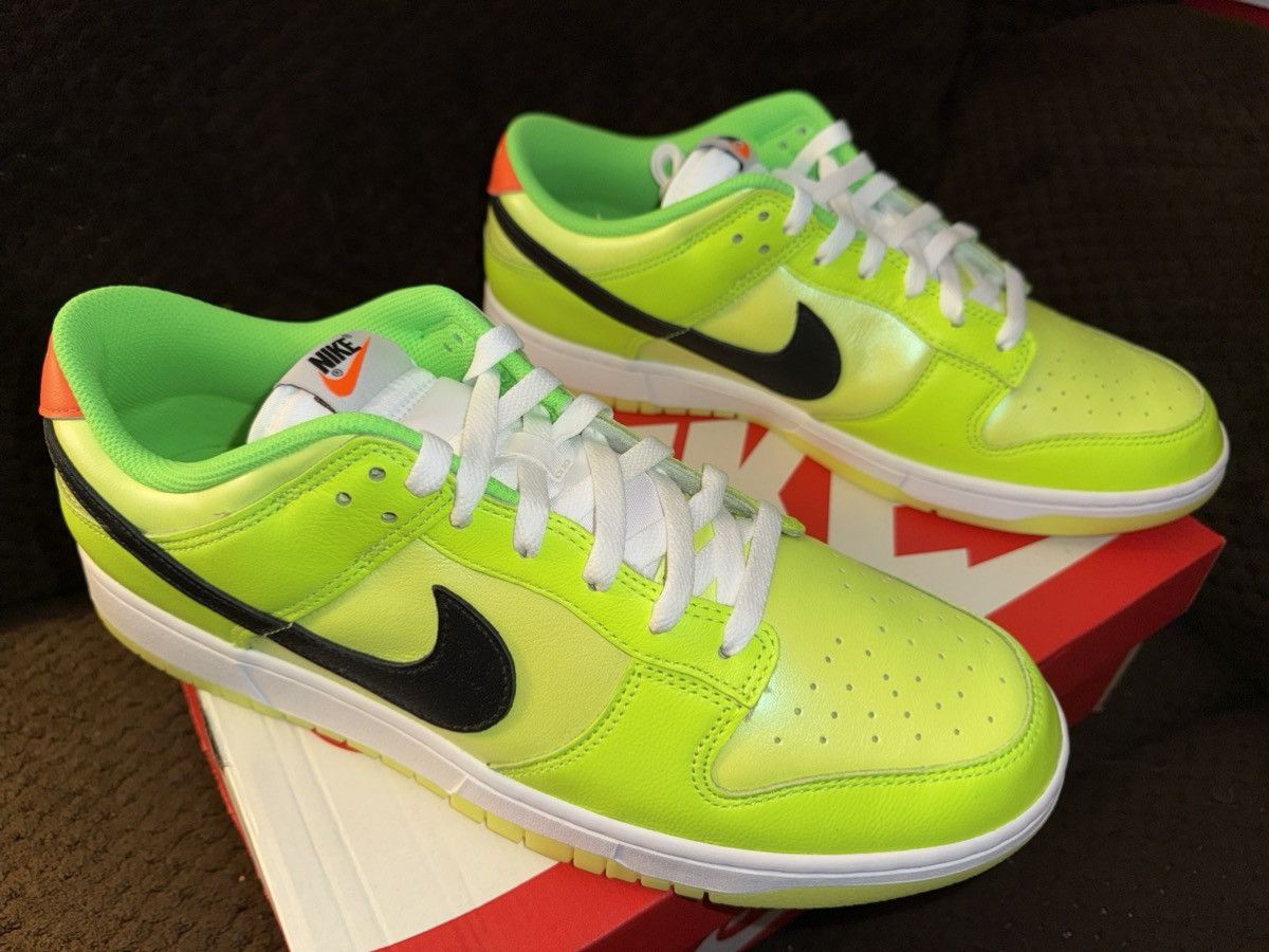 Nike Nike Dunk Low SE “Splash Volt” NEW w/ Box! glow-in-the-dark! Size US 12.5 / EU 45-46 - 8 Thumbnail