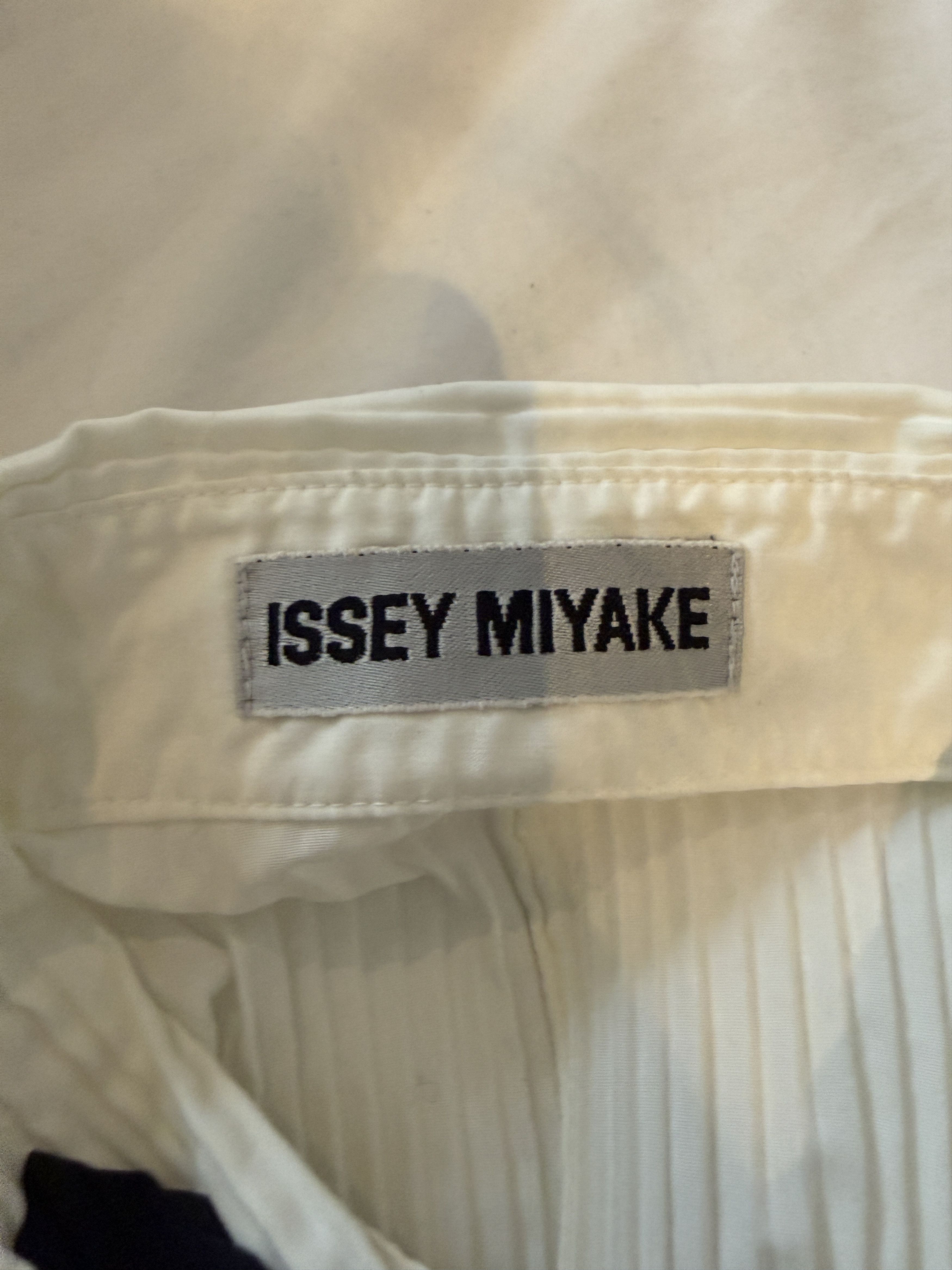 Issey Miyake Issey Miyake 1991 Archival Sculptural Pleated Circle Blouse Size M / US 6-8 / IT 42-44 - 5 Thumbnail