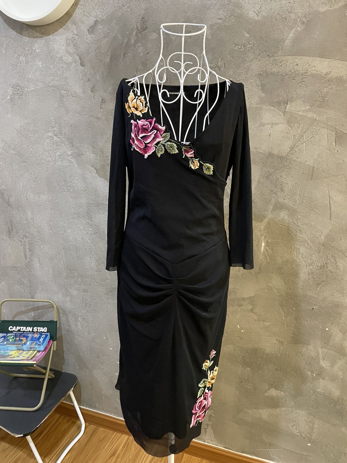 Vivienne Tam SS98 Vivienne Tam Flower Embroidery Layered Black Dress Size XS / US 0-2 / IT 36-38 - 3 Thumbnail
