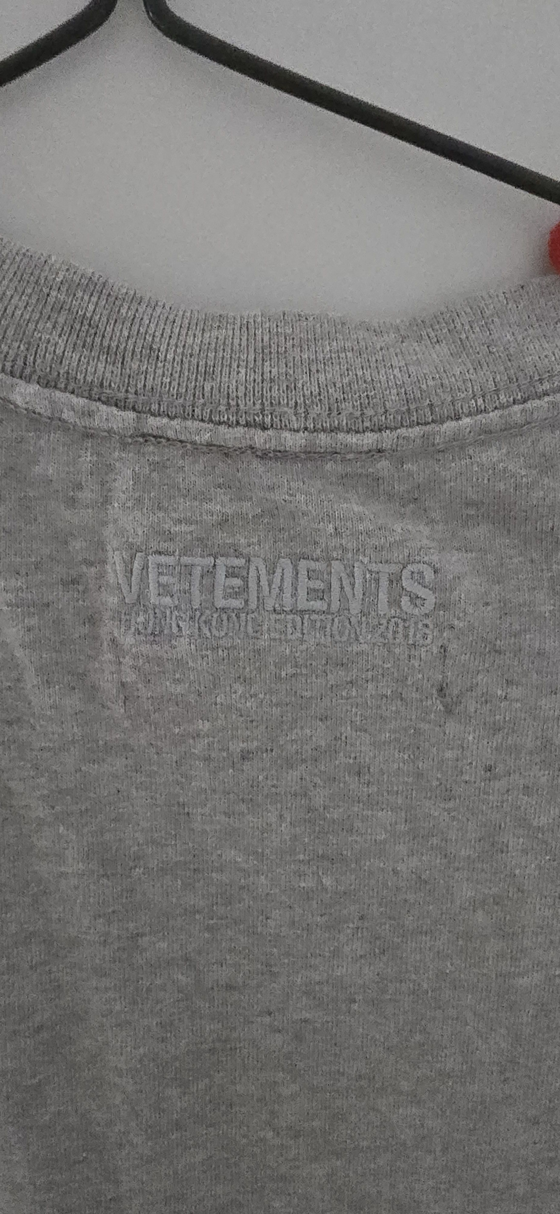 Tommy Hilfiger × Vetements Logo Print Patchwork T-Shirt Size US S / EU 44-46 / 1 - 12 Thumbnail