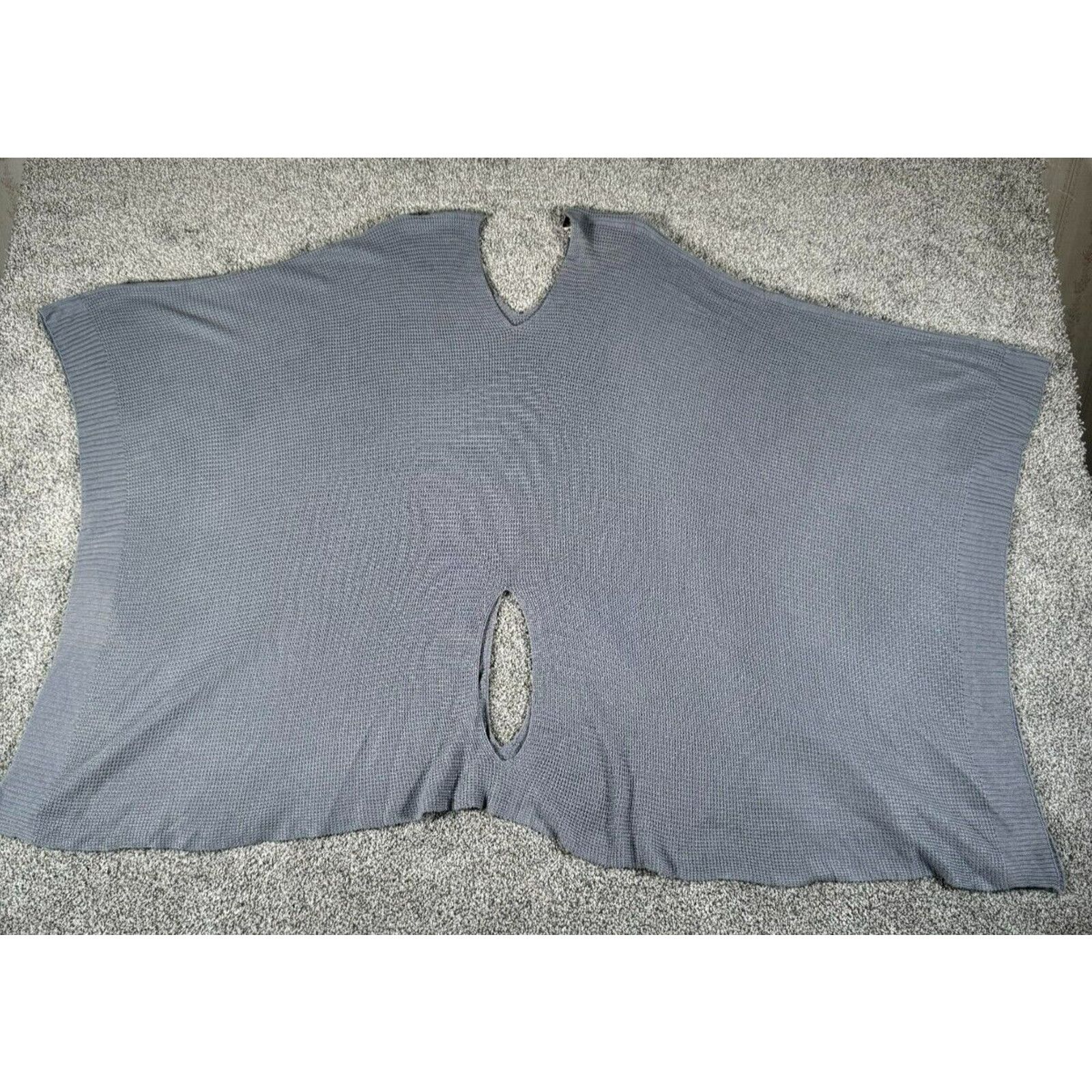 Other Simply Noelle Knit Poncho Sweater Womens One Size Minimalist Size ONE SIZE - 1 Thumbnail