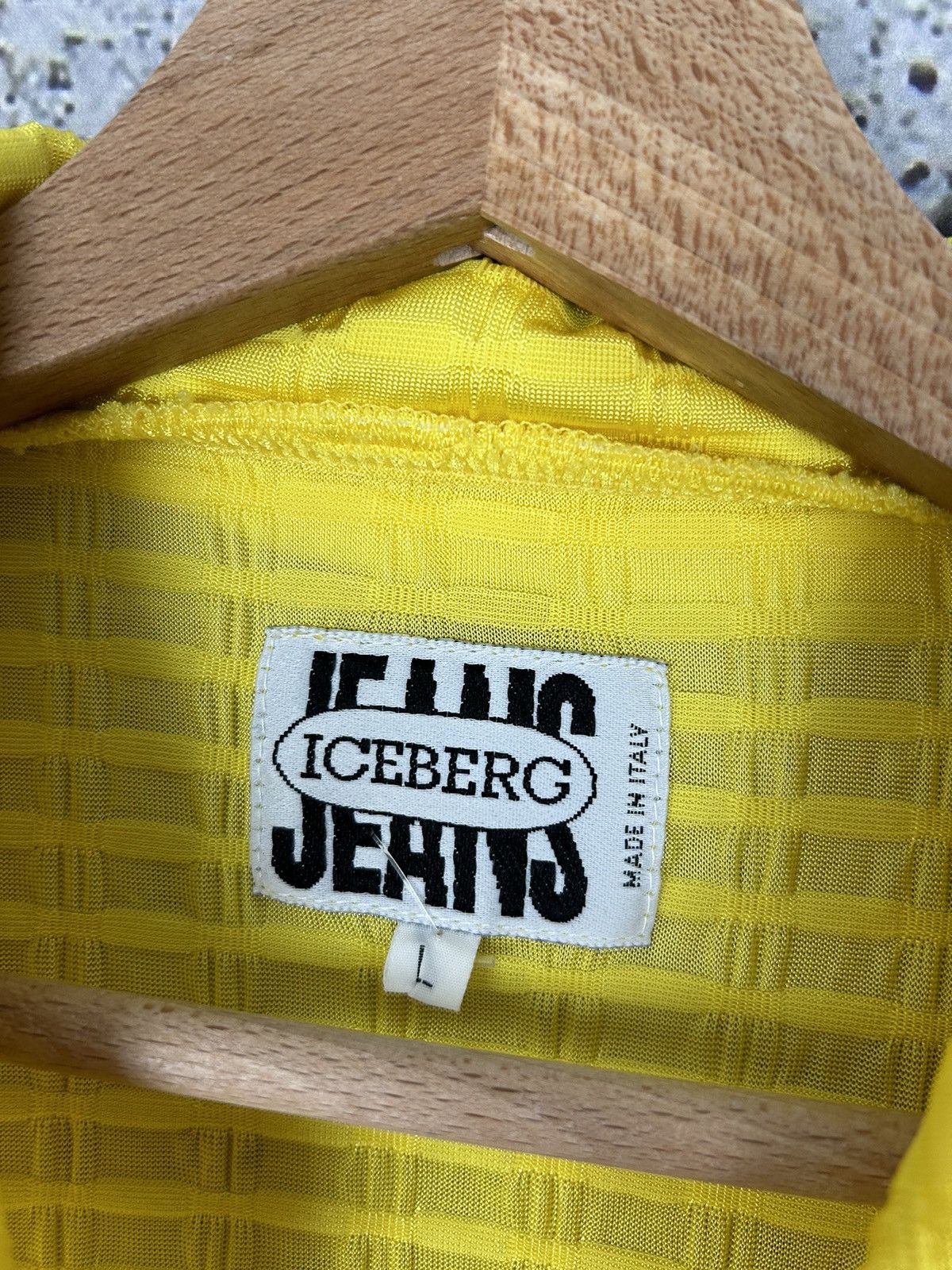 Iceberg Vintage Iceberg Jeans 90s Polo Tee Avant-garde Archival Rare Size US L / EU 52-54 / 3 - 4 Thumbnail
