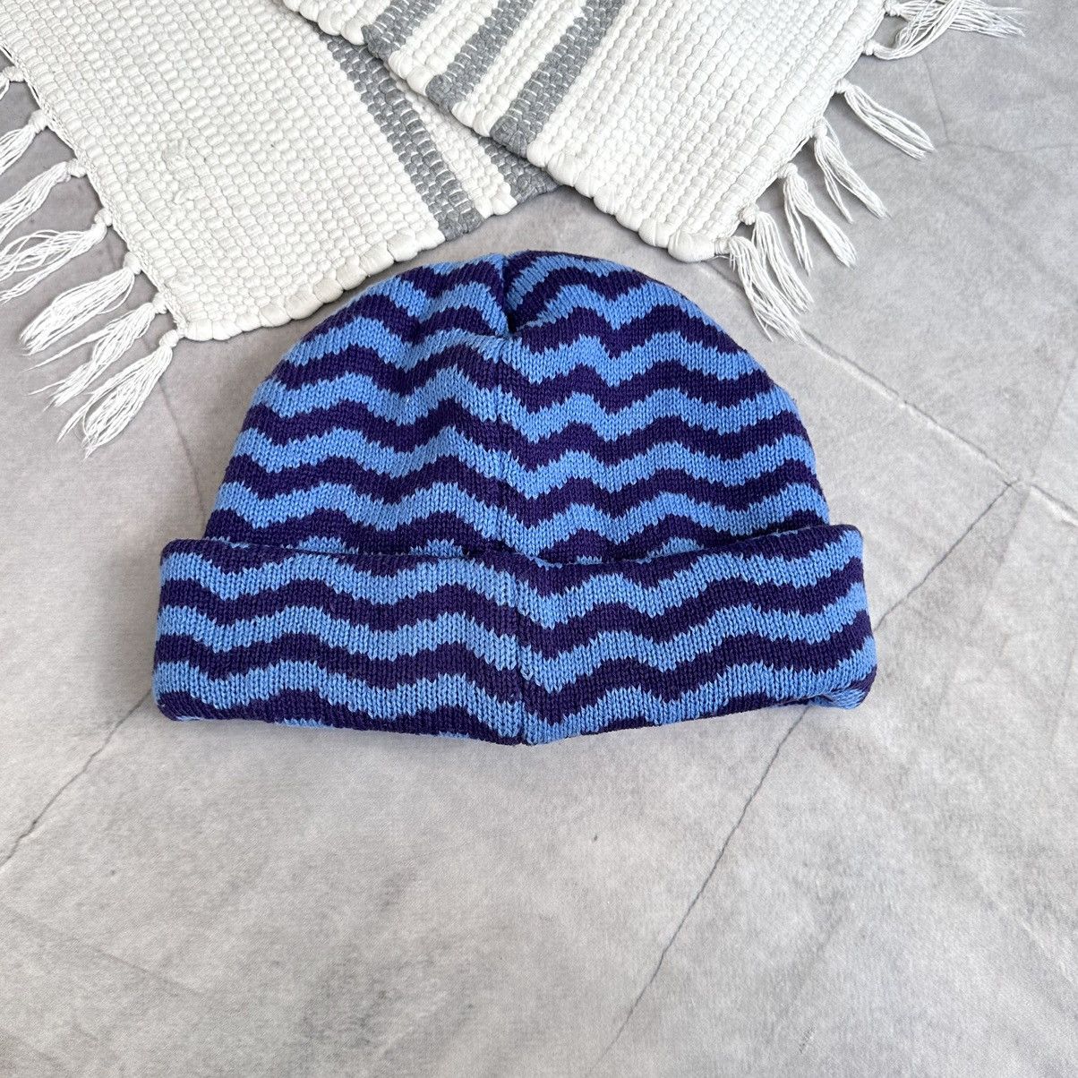 Supreme FW17 Supreme Zig Zag Stripe Beanie Hat Purple Blue Size ONE SIZE - 5 Thumbnail