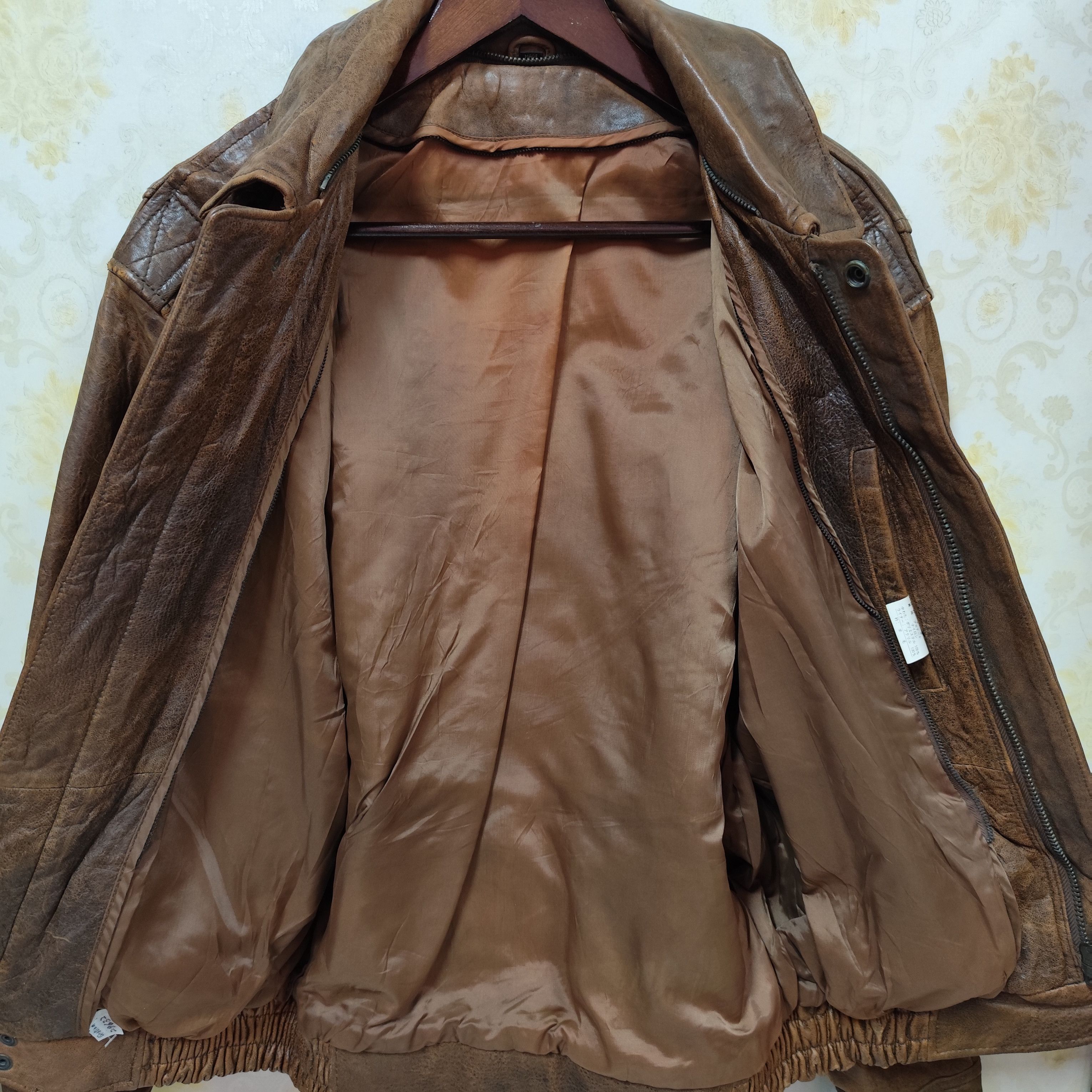 Vintage VINTAGE SHEEPSKIN BOMBER JACKET Size US S / EU 44-46 / 1 - 10 Thumbnail