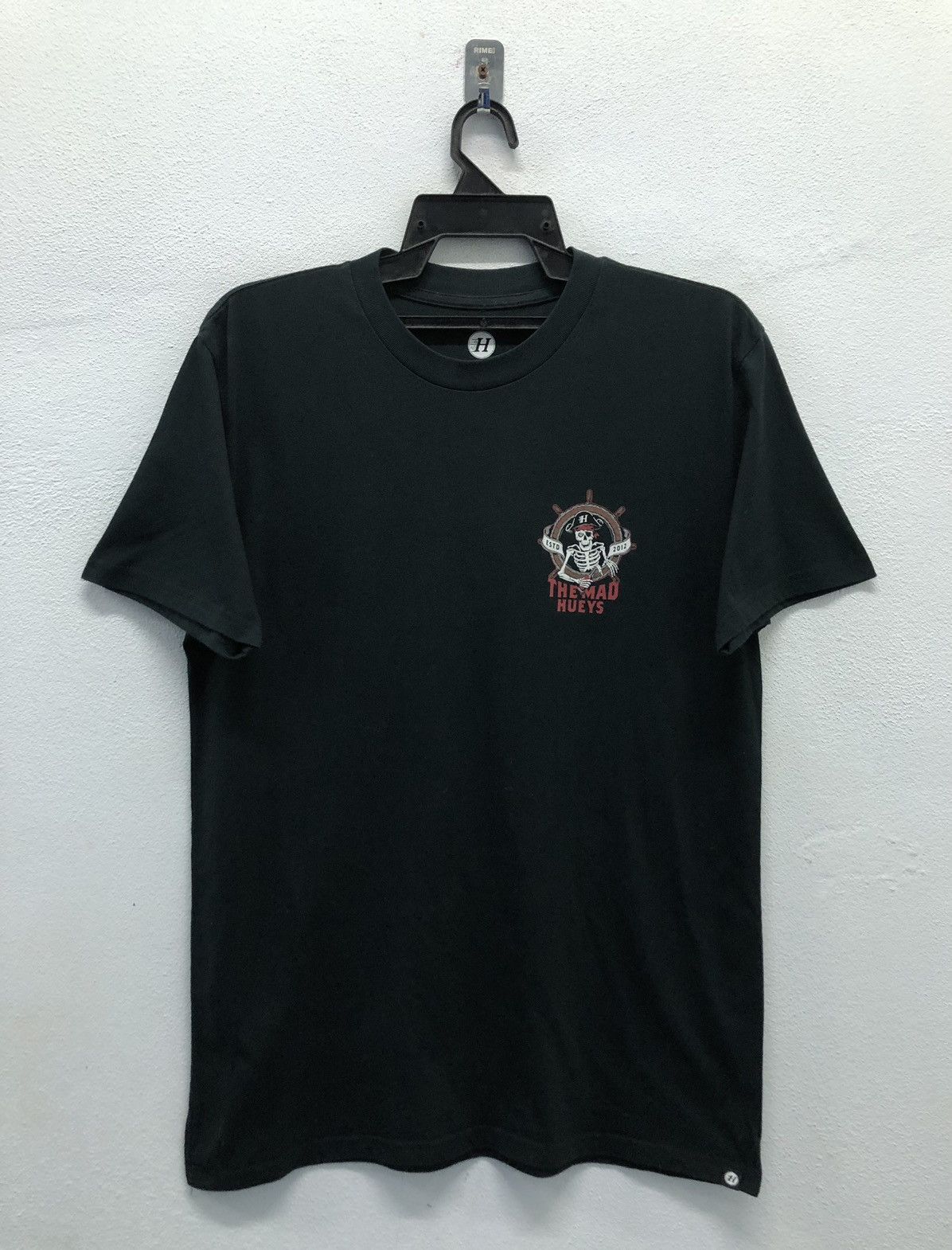Vintage The Mad Hueys Captain Cooked Estd 2012 T-Shirt Size US S / EU 44-46 / 1 - 2 Thumbnail