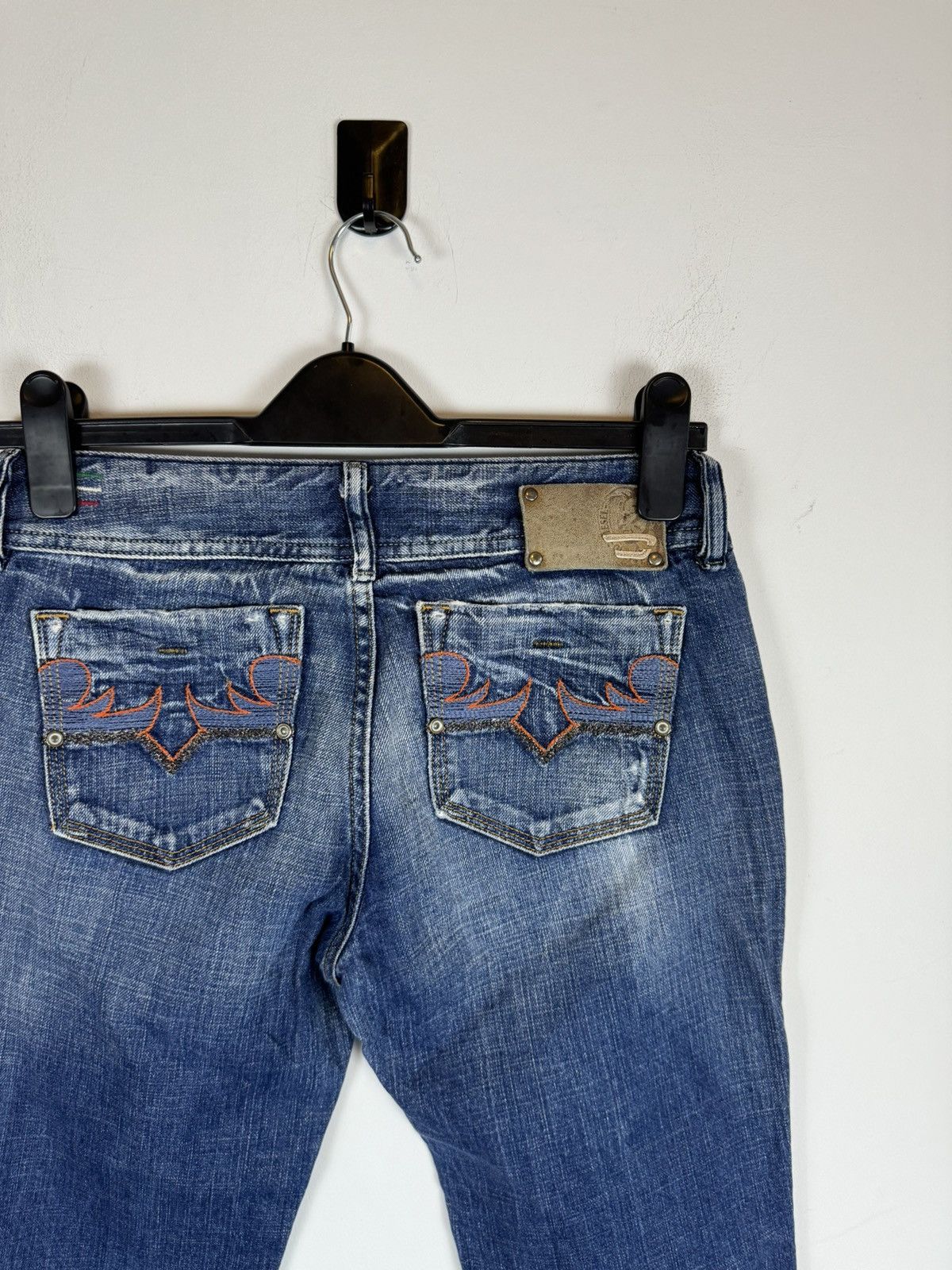 Diesel Vintage Women’s Diesel Y2K Style Denim Jeans Size 27" / US 4 / IT 40 - 1 Thumbnail