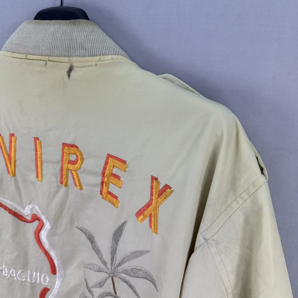Avirex Vintage Avirex Souvenir Bomber Jacket Embroidery Japan Map Size US L / EU 52-54 / 3 - 5 Thumbnail