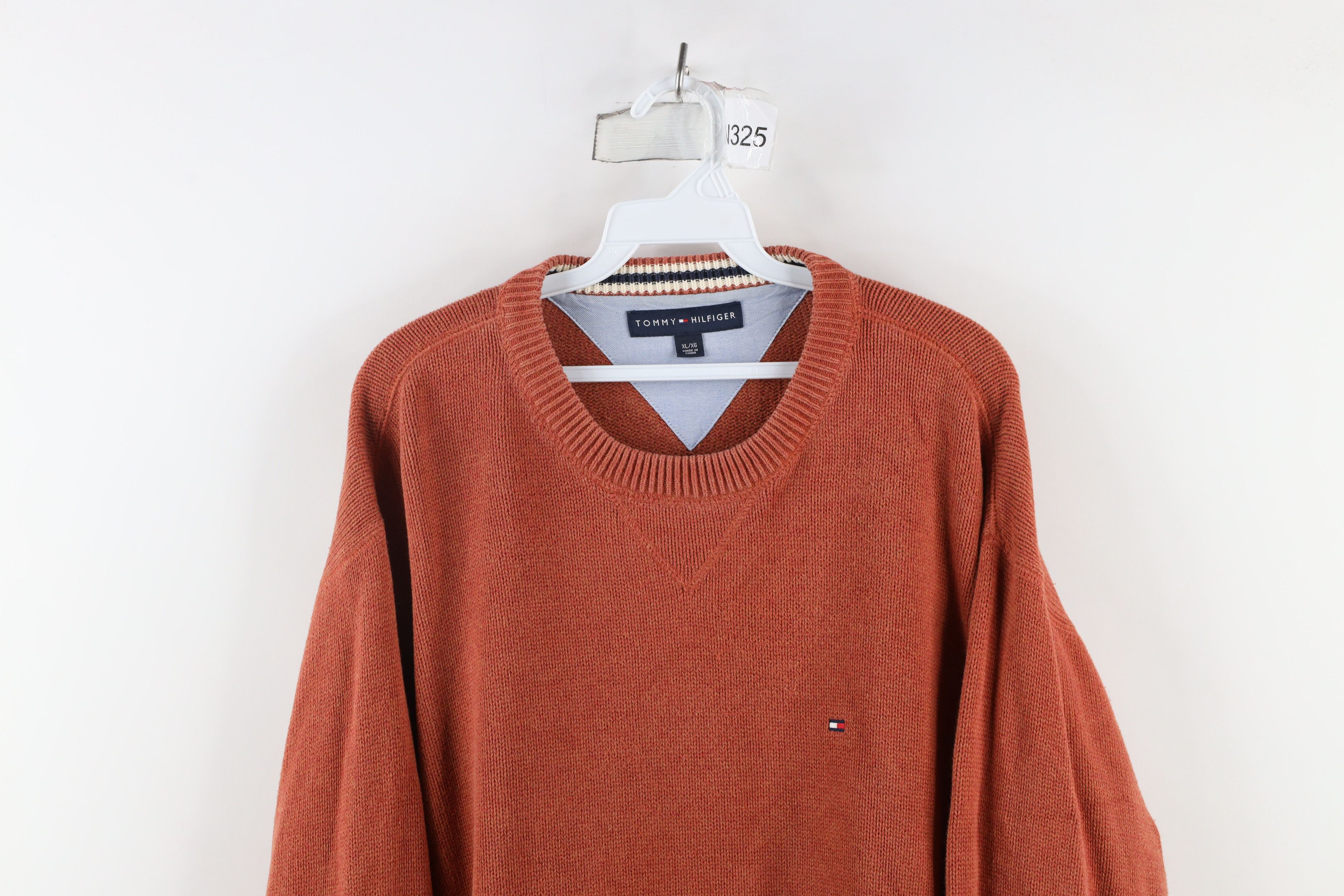Tommy Hilfiger × Vintage Vintage 90s Tommy Hilfiger Heavyweight Knit Sweater Orange Size US XL / EU 56 / 4 - 2 Thumbnail