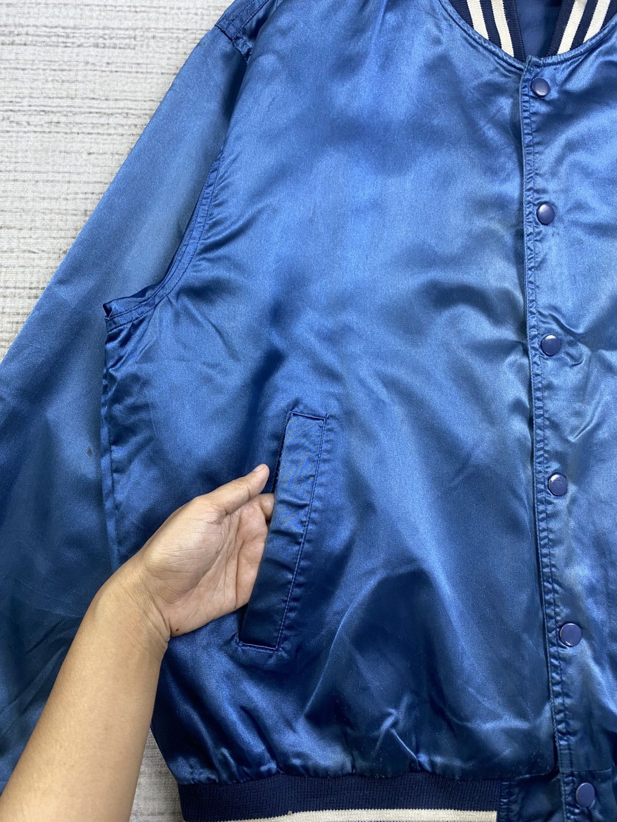 Colmar × Japanese Brand Vintage Colmar Rare Satin Big Logo Varsity Jacket Size US L / EU 52-54 / 3 - 6 Thumbnail