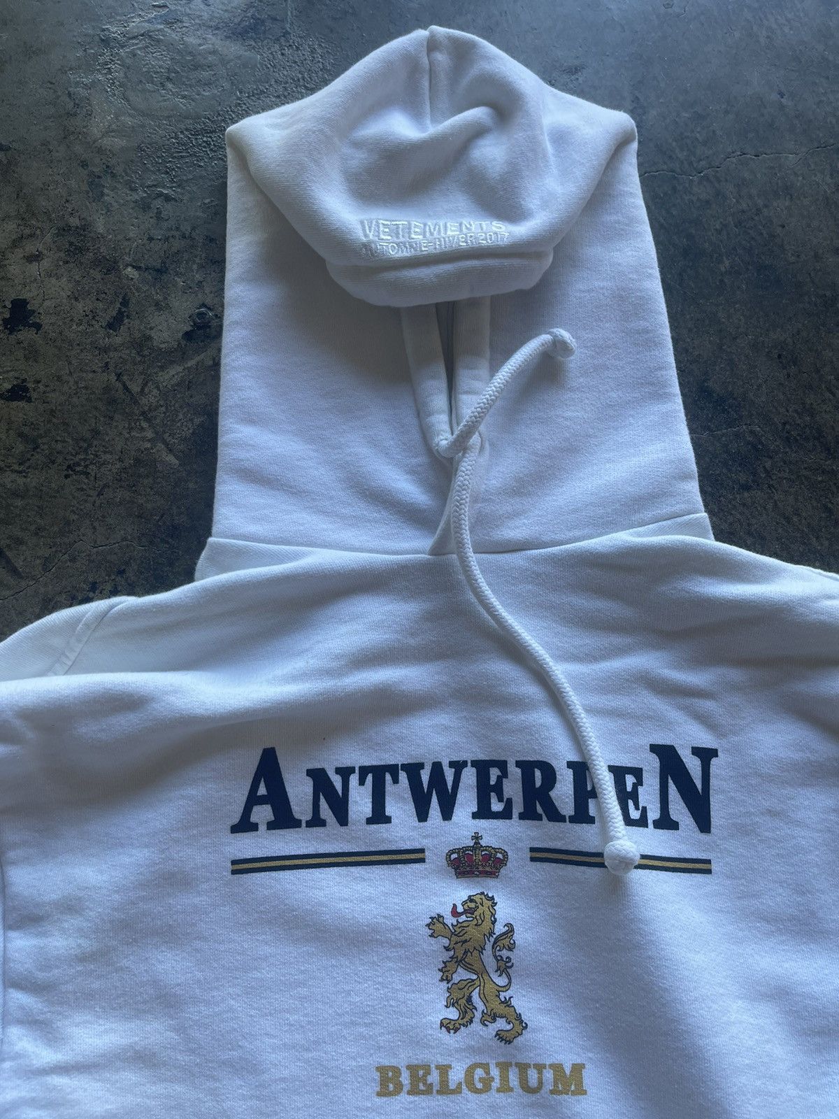ま*ょ様 vetements 17aw Antwerp hoodie パーカー s-l1200.jpg