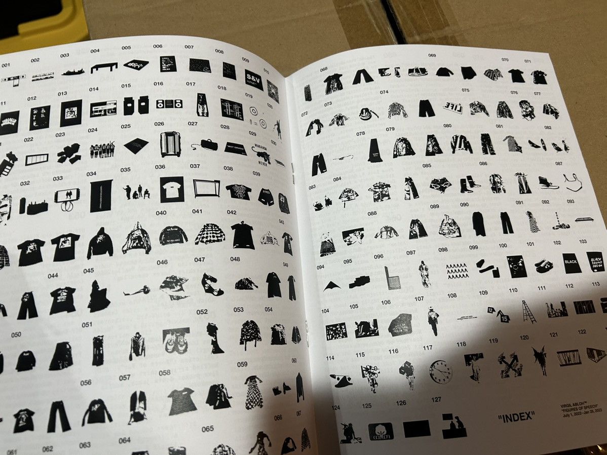 Off-White × Virgil Abloh Virgil Abloh “Figures Of Speech” show pamphlet Size ONE SIZE - 2 Thumbnail
