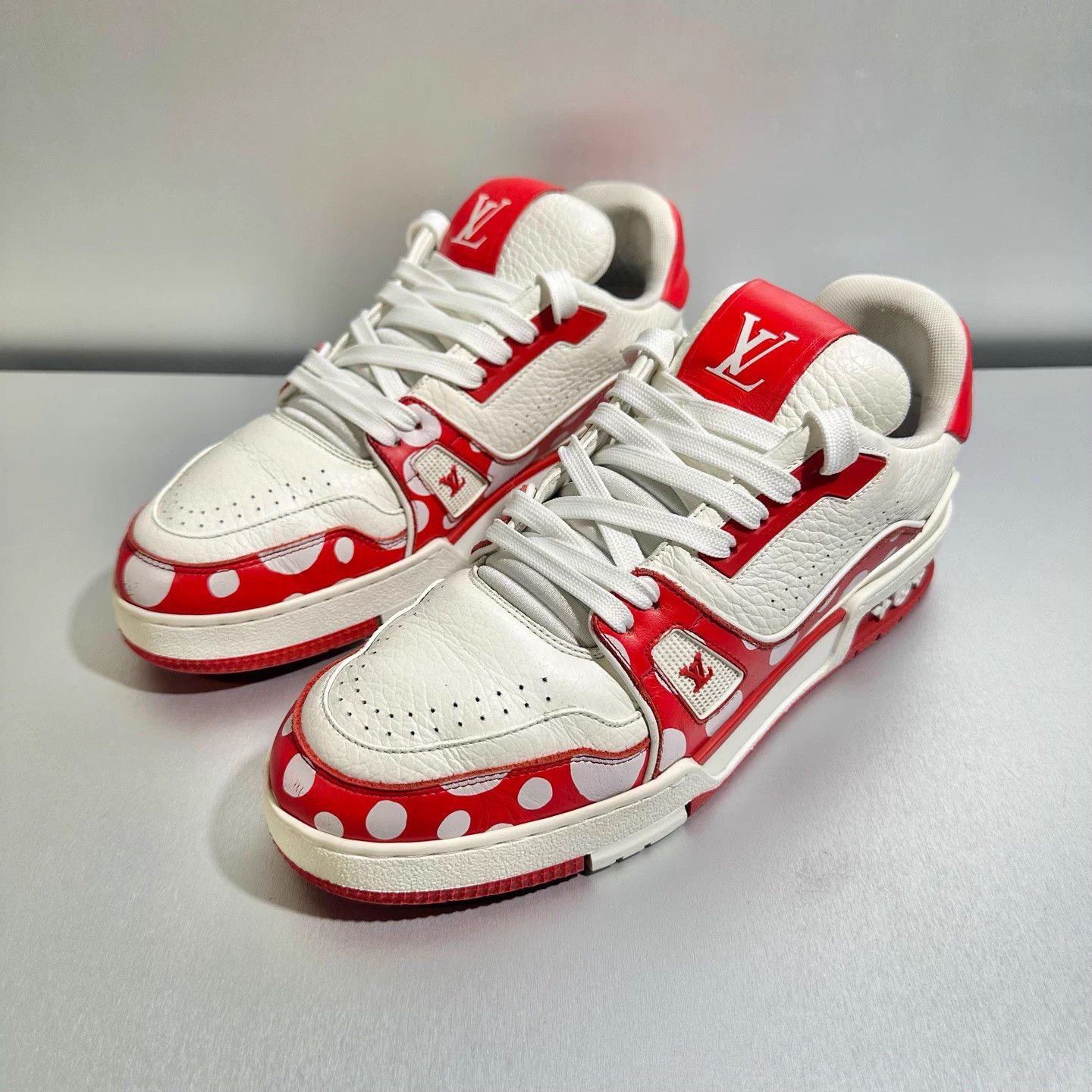 Louis Vuitton Louis Vuitton x Yayoi Kusama Trainer 6/40 Mint Size US 7 / EU 40 - 1 Thumbnail