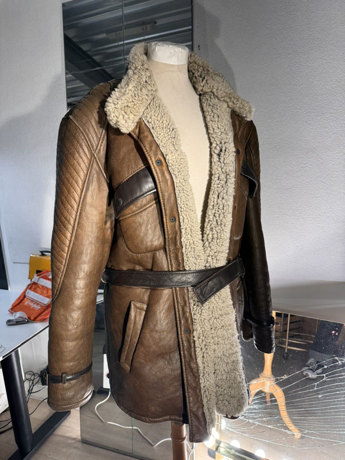 Other Vintage Heavy Weight Mans Lammy coat / FIOCCHI Size US L / EU 52-54 / 3 - 3 Thumbnail