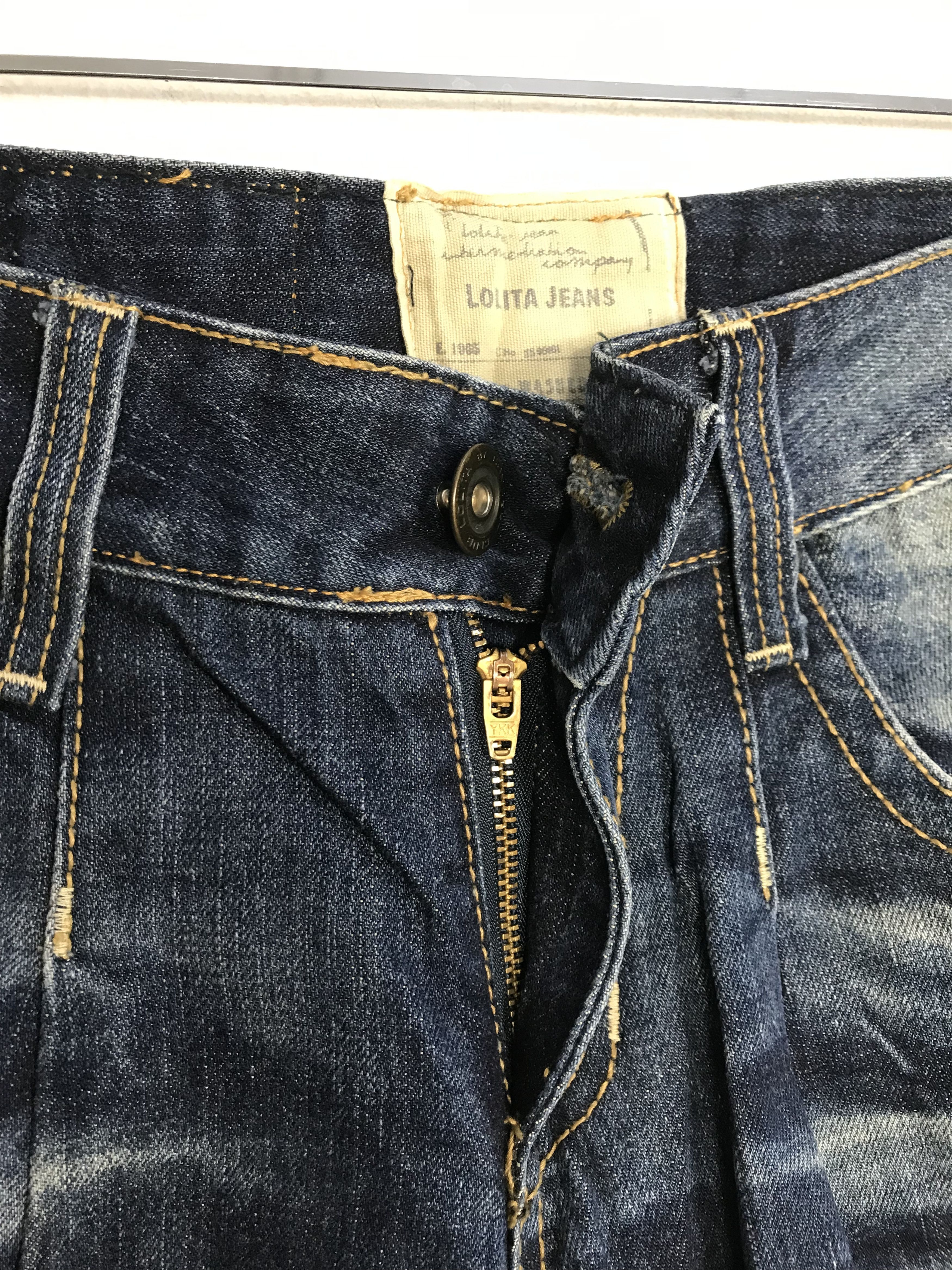 Japanese Brand Lolita Indigo Distressed Denim Short Jeans Whisker Baggy Size US 28 / EU 44 - 7 Thumbnail
