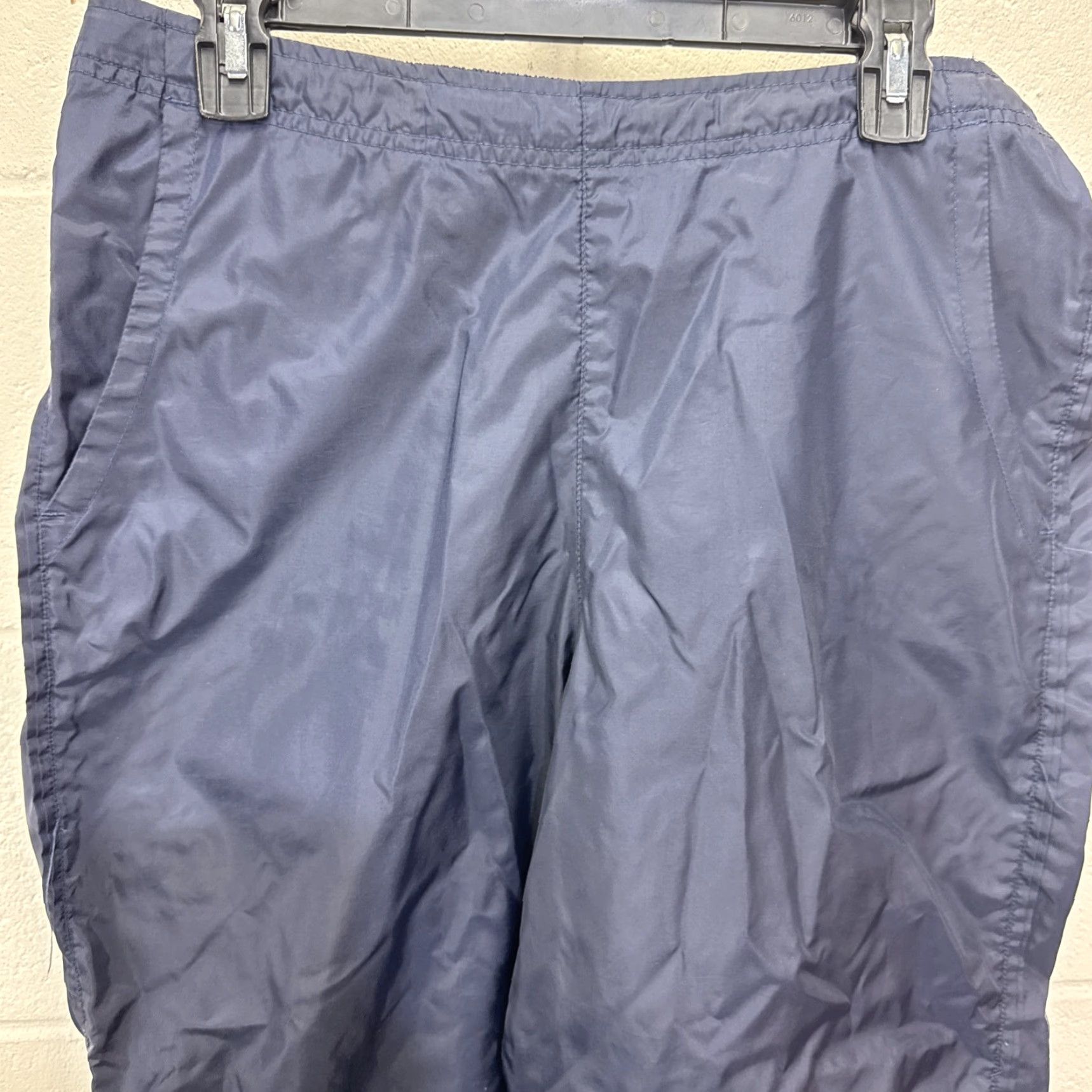 Nike VINTAGE Nike Women's L Windbreaker Warmup Swoosh Pants with Pockets, 00's, Blue, Regular Fit, 32 in Waist, 30 in Inseam Size 36" / US 14 / IT 50 - 2 Thumbnail