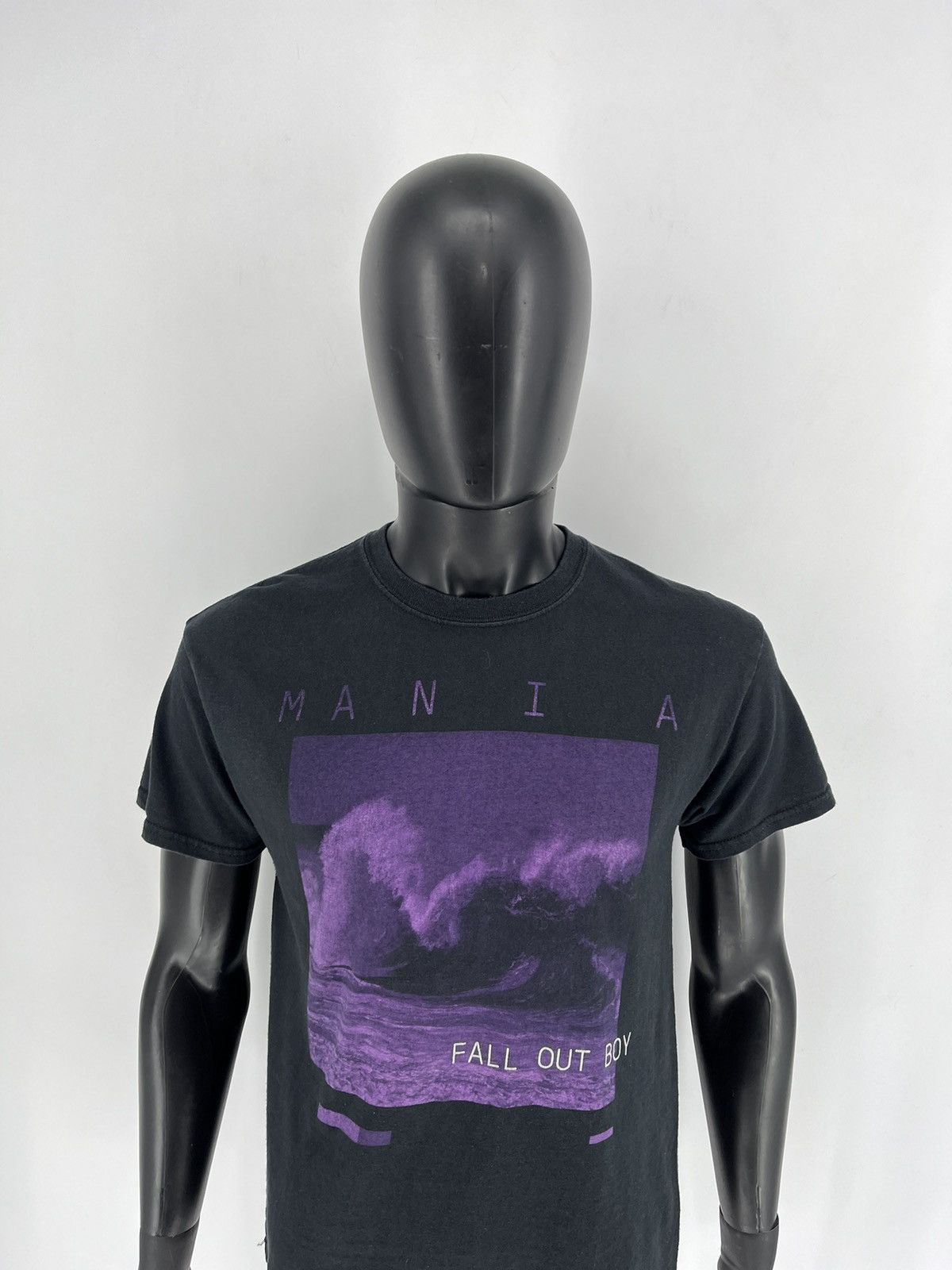 Band Tees × Vintage Vinatge Fall Out Boy LP Mania Big Logo Punk Rock Tee Size M Size US M / EU 48-50 / 2 - 5 Thumbnail