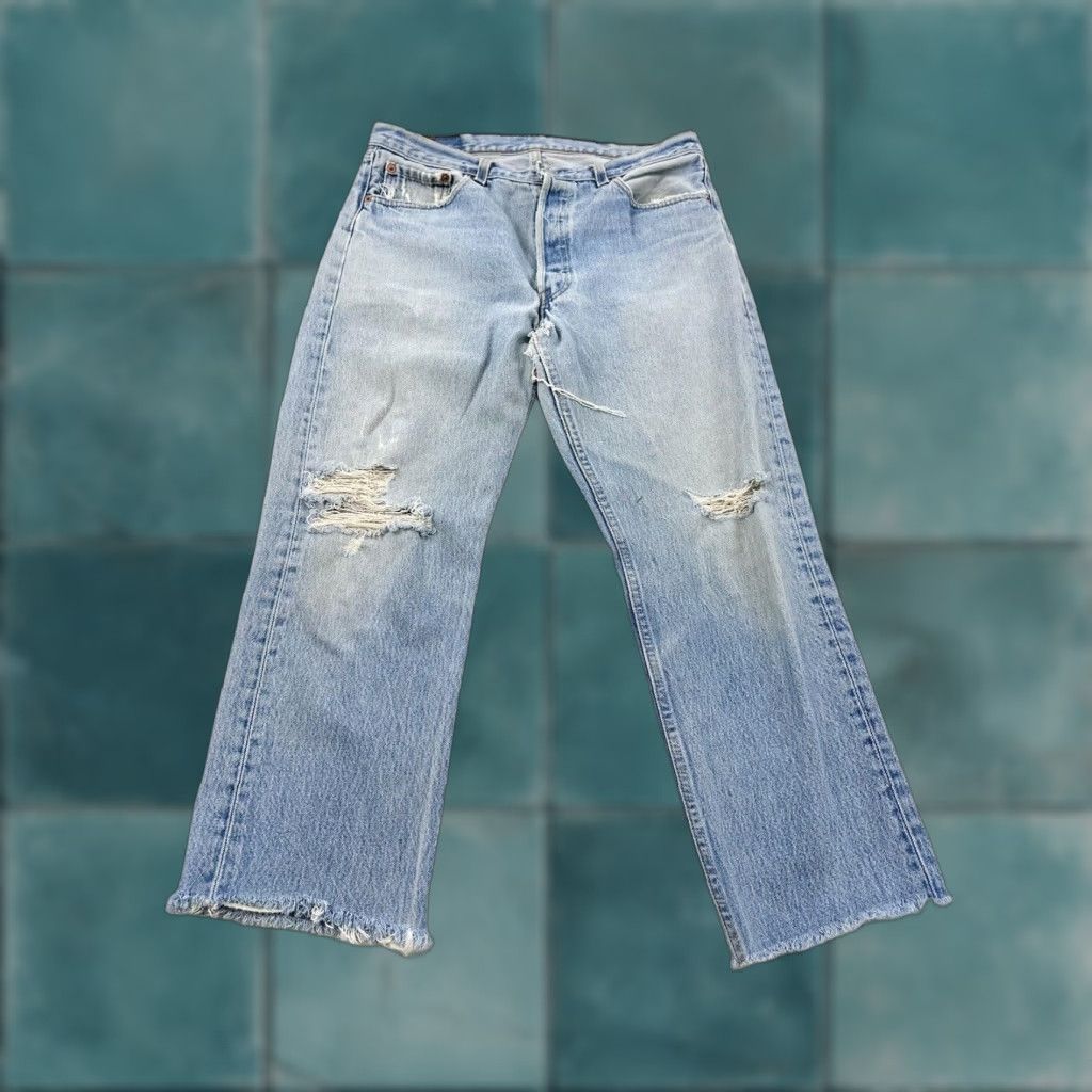 Levi's VINTAGE Levi’s 501 Jeans Mens 33x26 Distressed USA Blue Straight Classic 501 Model Men Jeans Size US 33 - 1 Thumbnail
