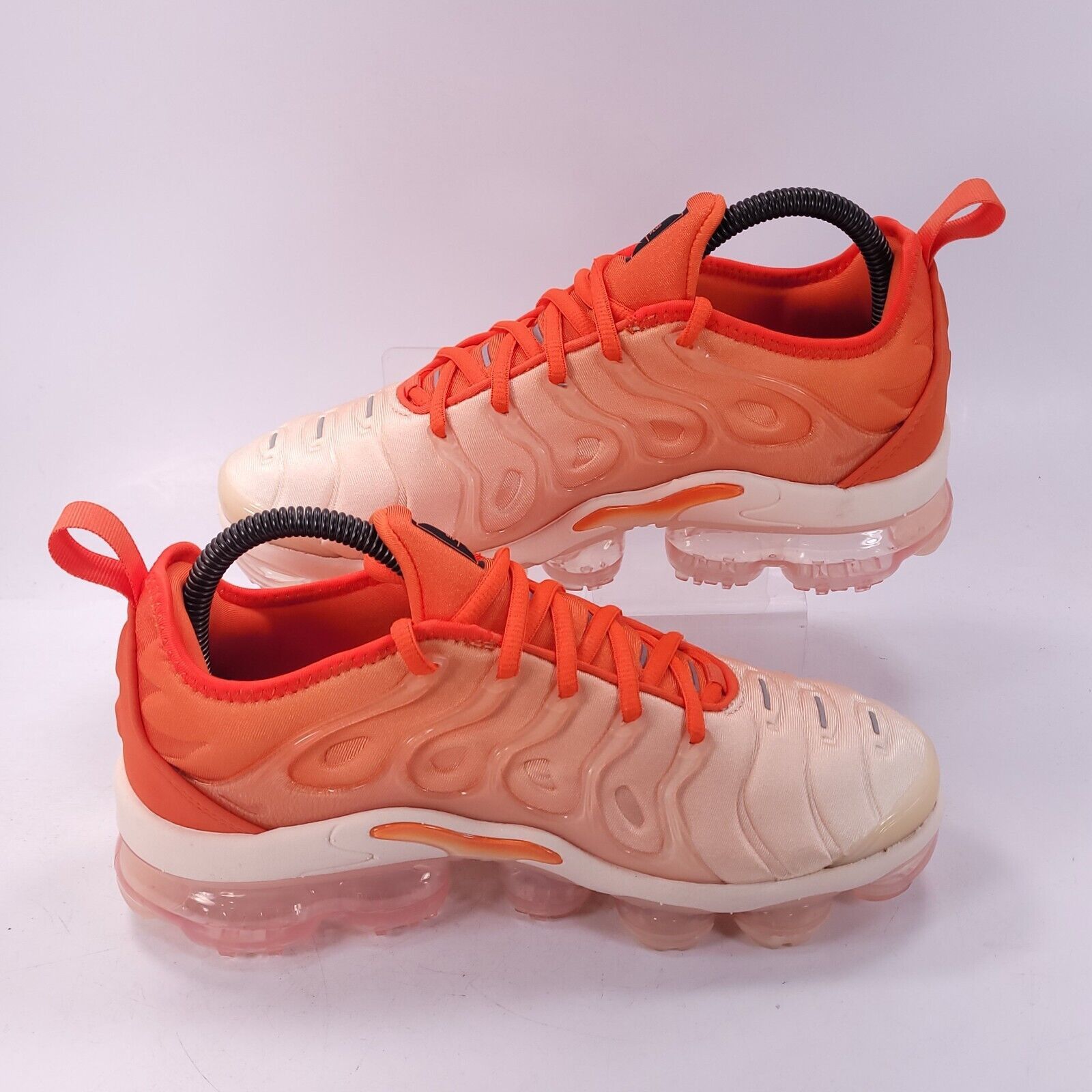 Nike Nike Air Vapormax Plus Shoe Womens Size 7.5 DQ8588-800 White Size US 7.5 / IT 37.5 - 5 Thumbnail
