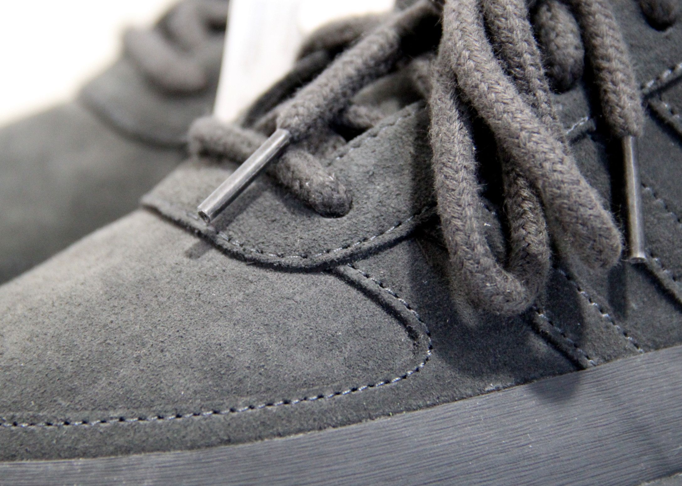 Adidas × Fear of God ADIDAS X Fear of God Athletics Los Angeles Hiker IE6208 Size US 10.5 / EU 43-44 - 11 Thumbnail